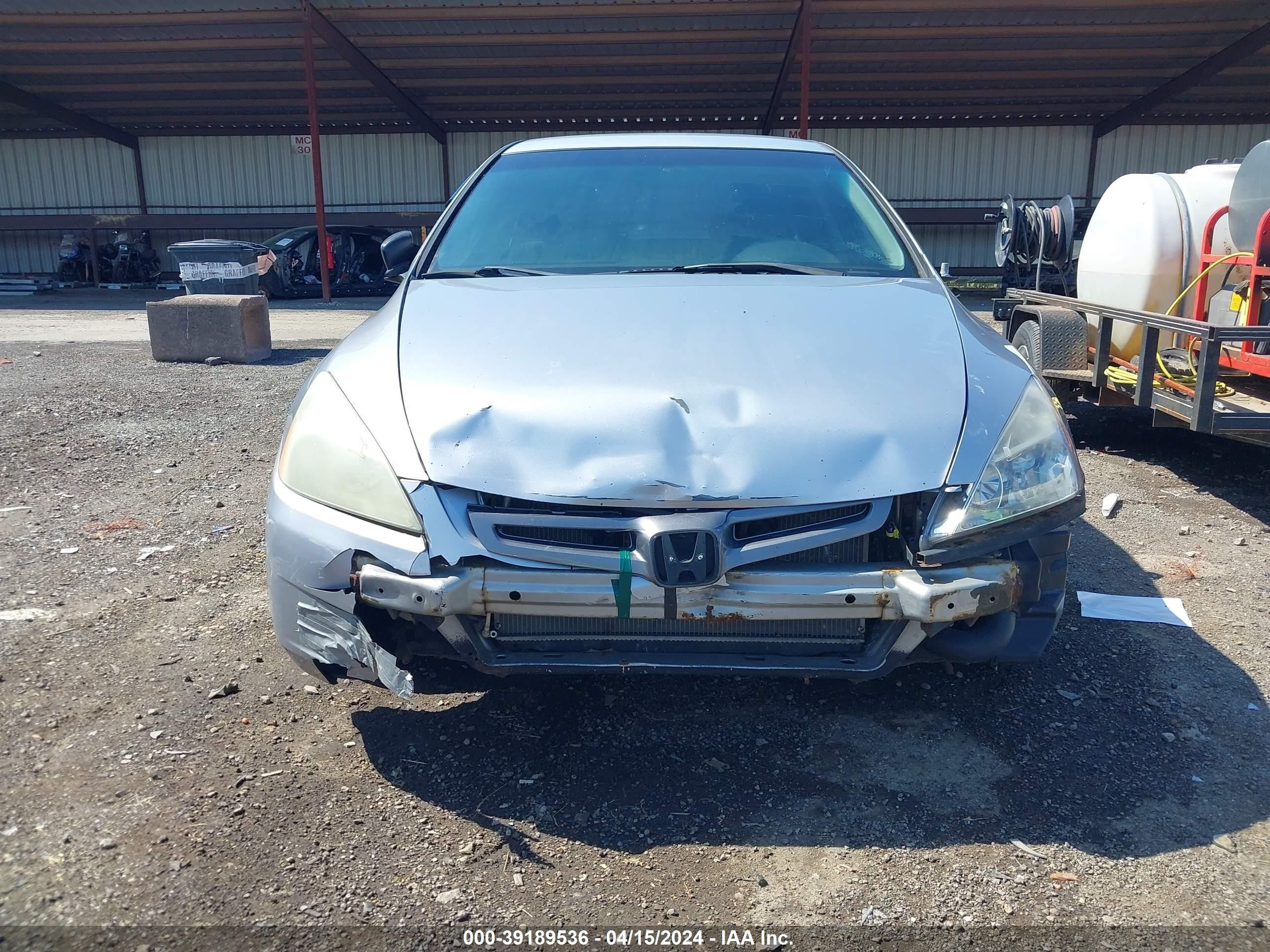 Photo 11 VIN: 1HGCM56495A183958 - HONDA ACCORD 