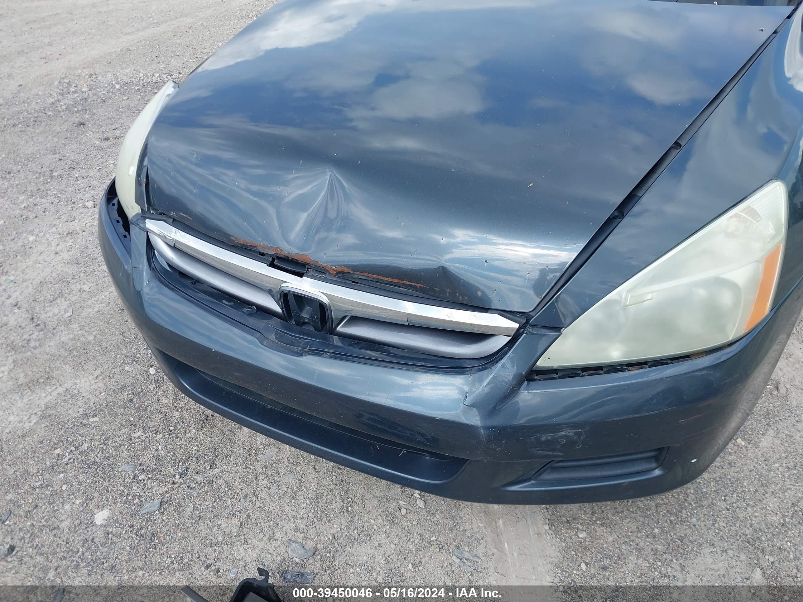 Photo 5 VIN: 1HGCM56497A116215 - HONDA ACCORD 