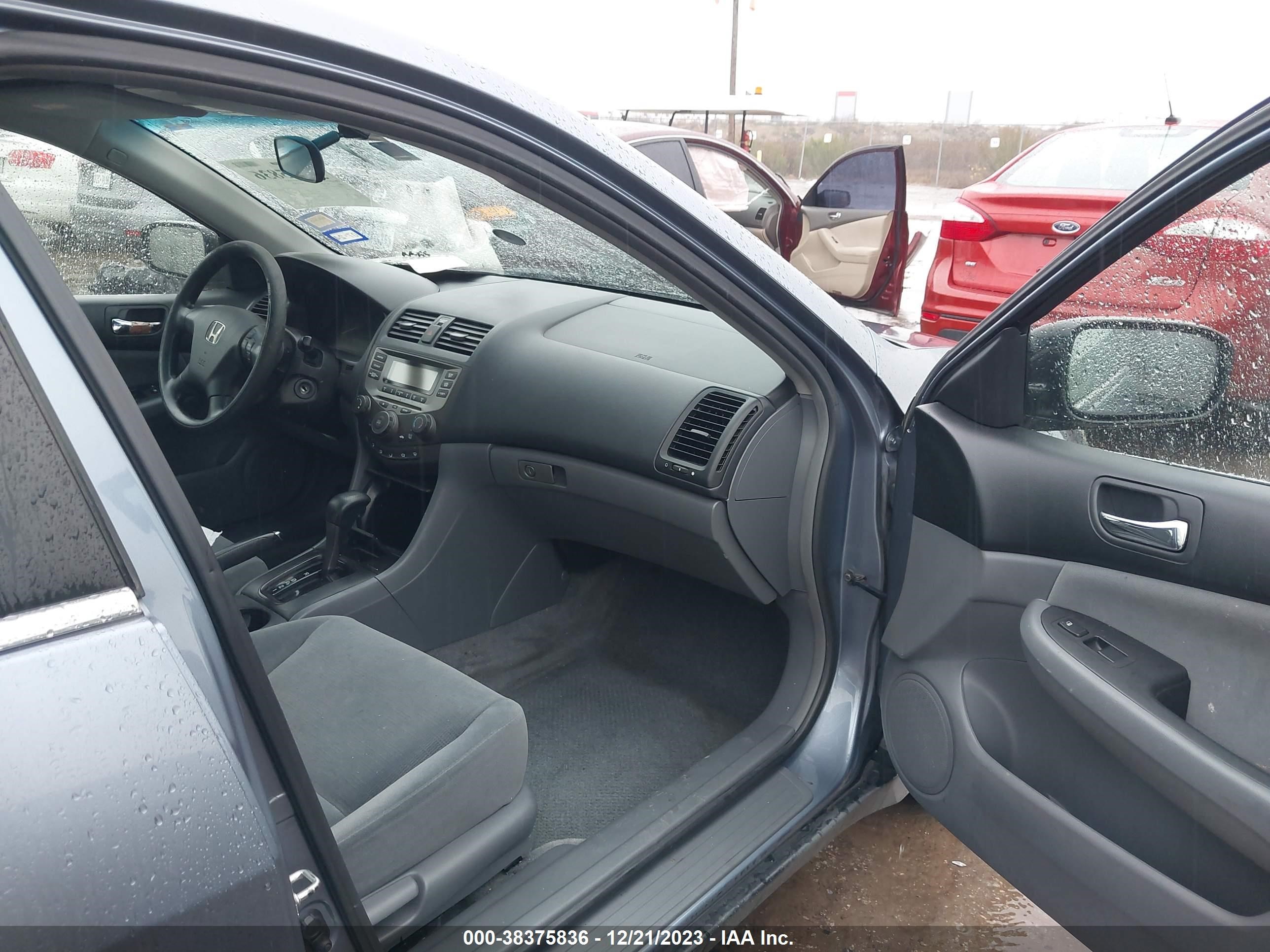 Photo 4 VIN: 1HGCM56497A178049 - HONDA ACCORD 