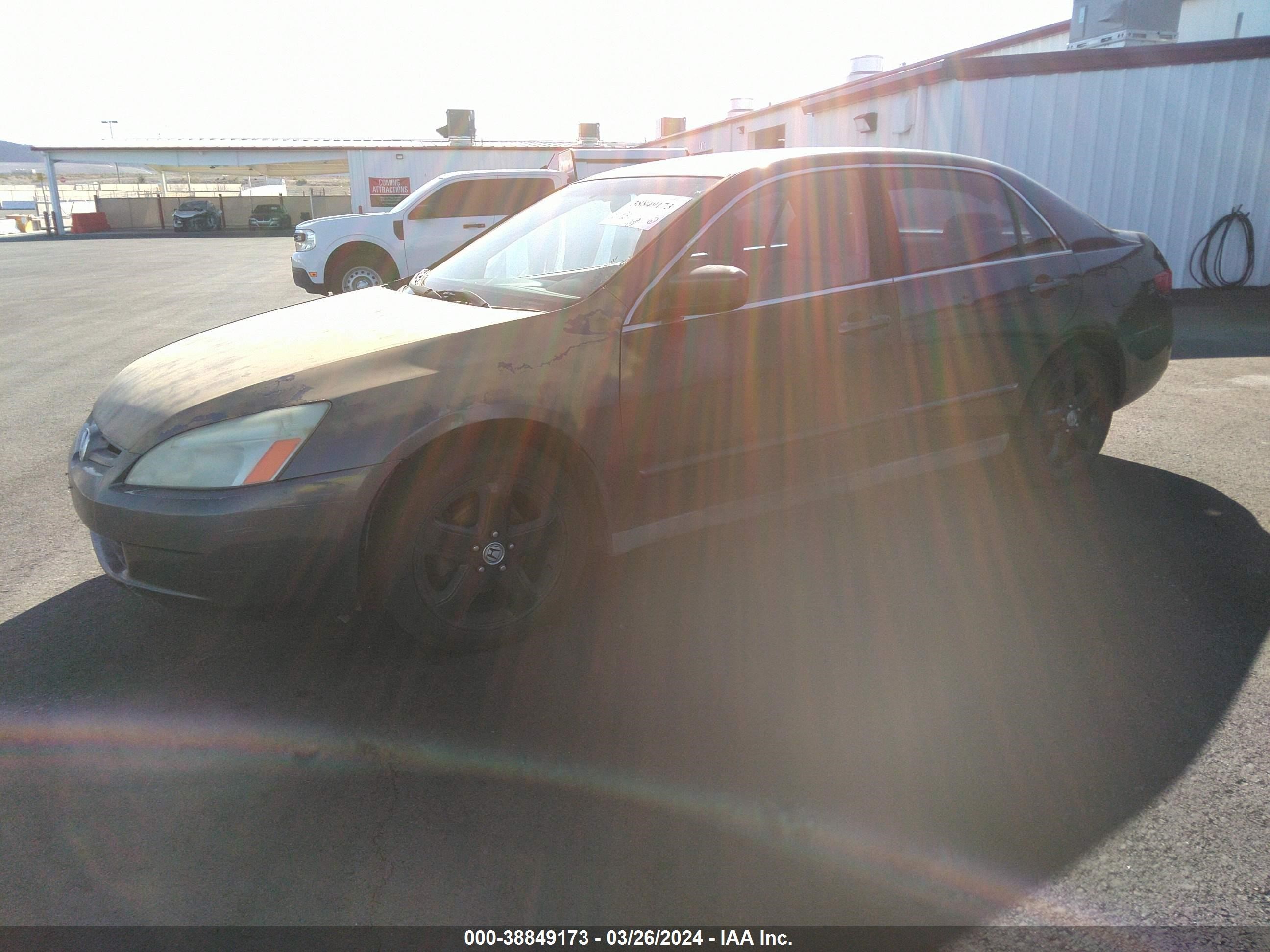 Photo 1 VIN: 1HGCM564X5A083822 - HONDA ACCORD 