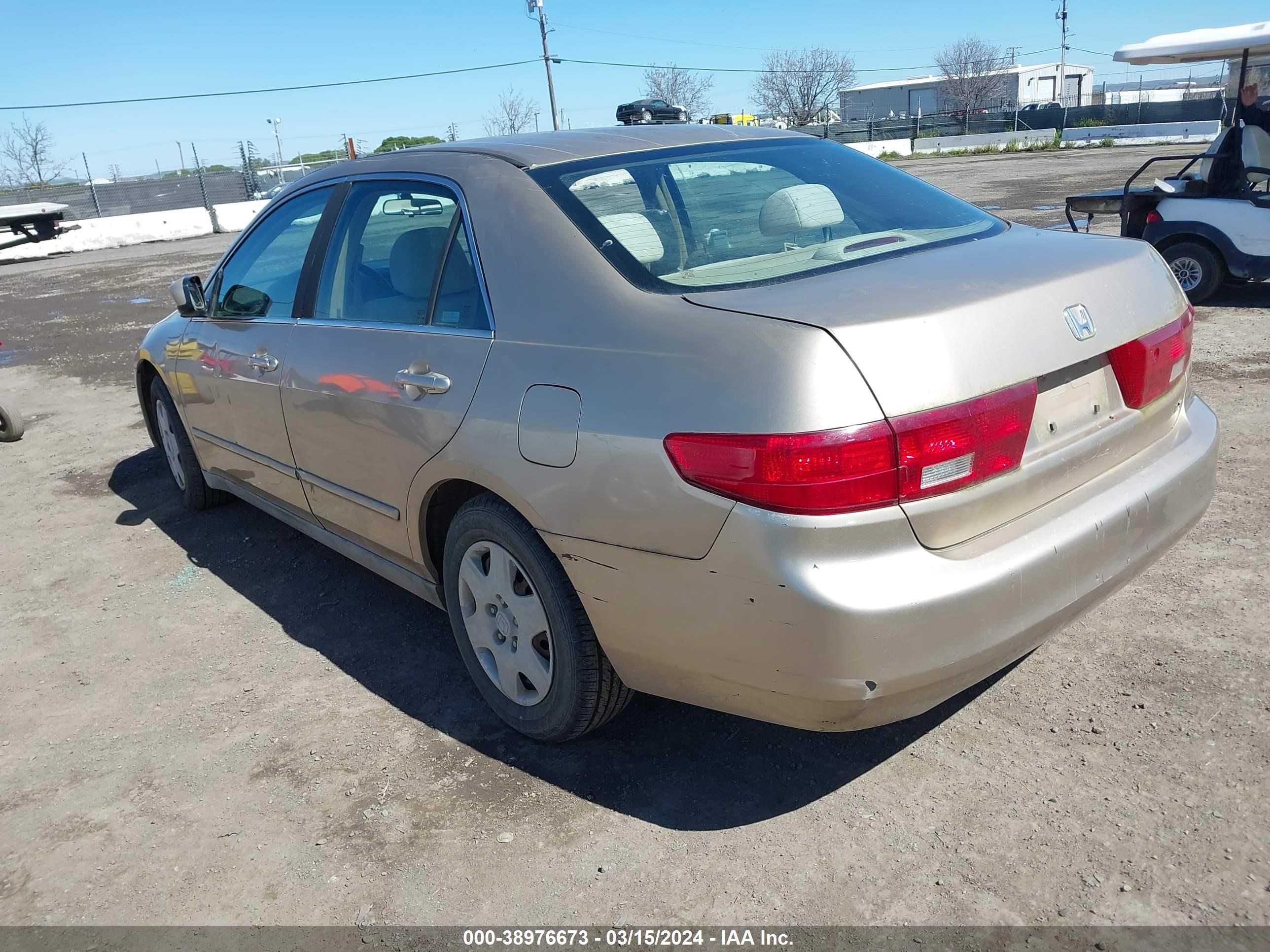 Photo 2 VIN: 1HGCM564X5A129004 - HONDA ACCORD 