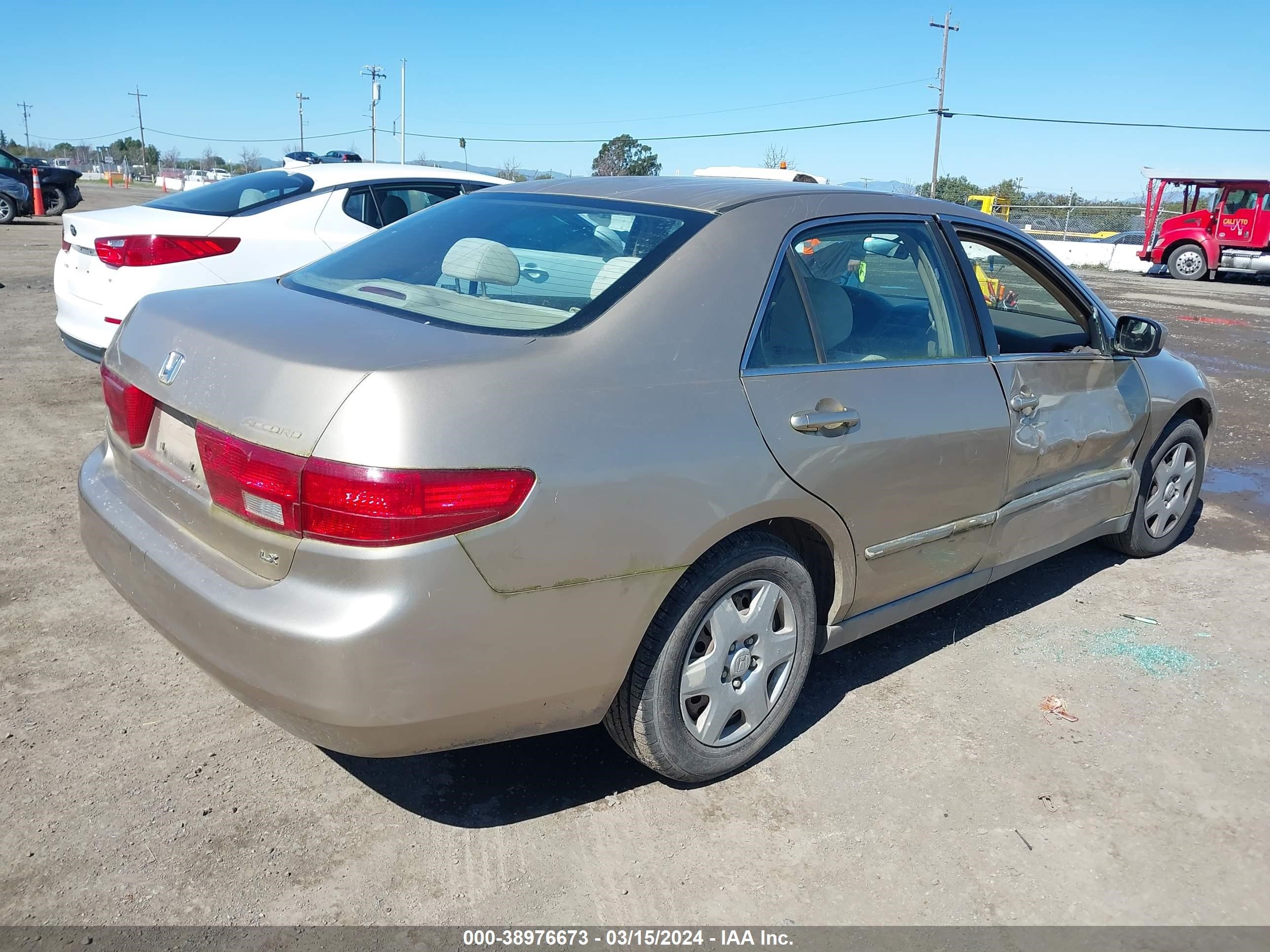 Photo 3 VIN: 1HGCM564X5A129004 - HONDA ACCORD 