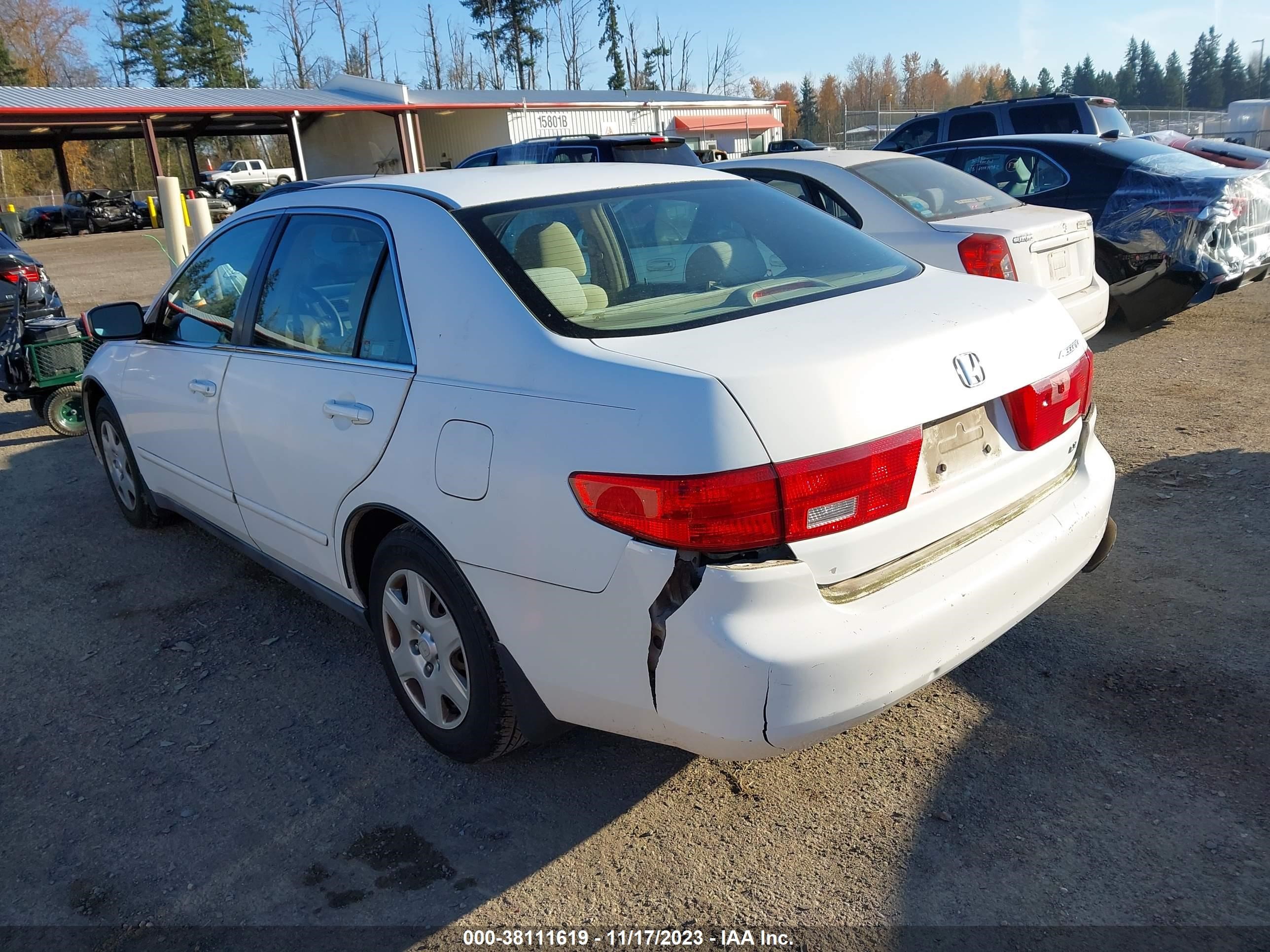 Photo 2 VIN: 1HGCM564X5A145378 - HONDA ACCORD 