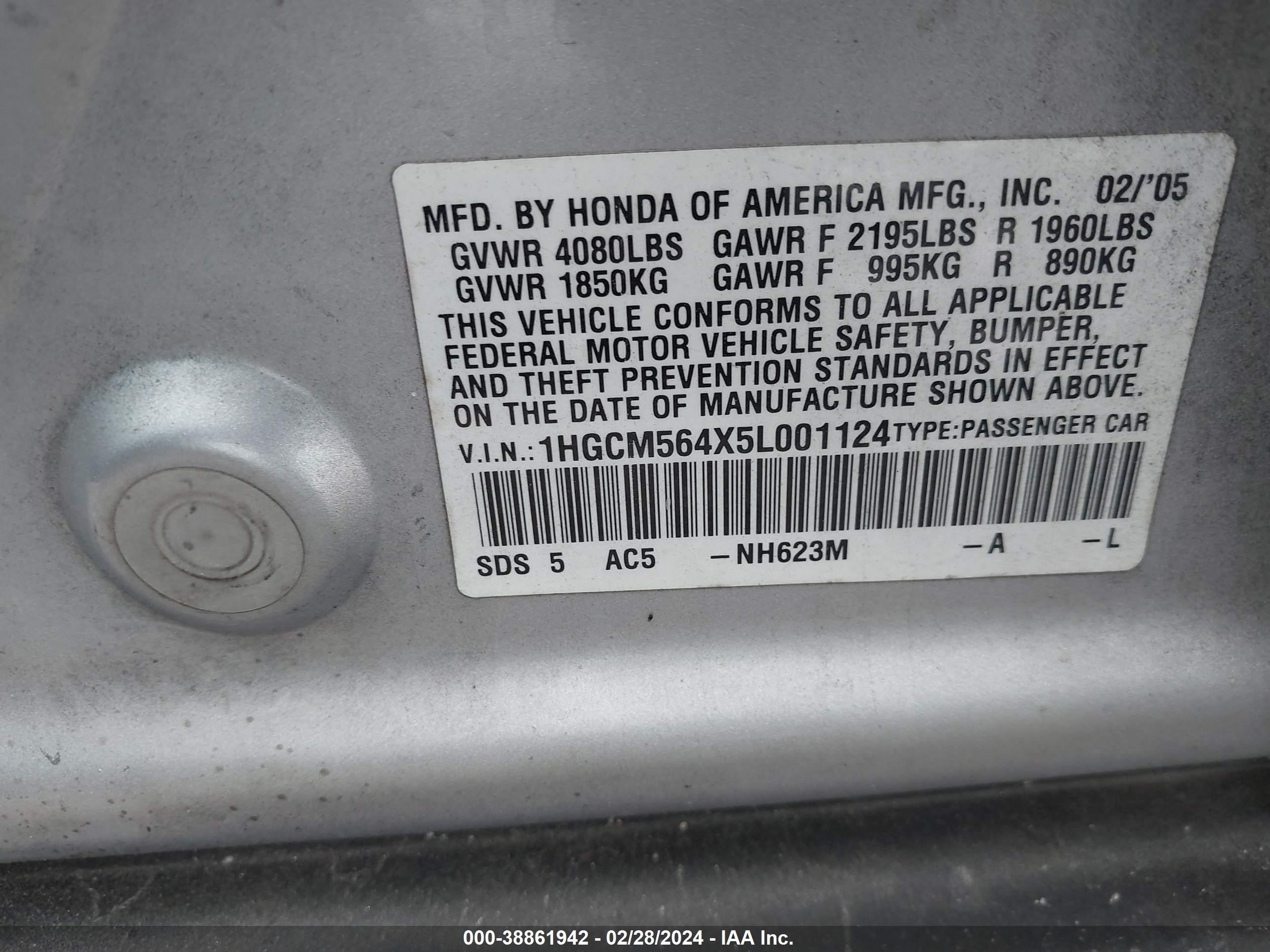 Photo 8 VIN: 1HGCM564X5L001124 - HONDA ACCORD 