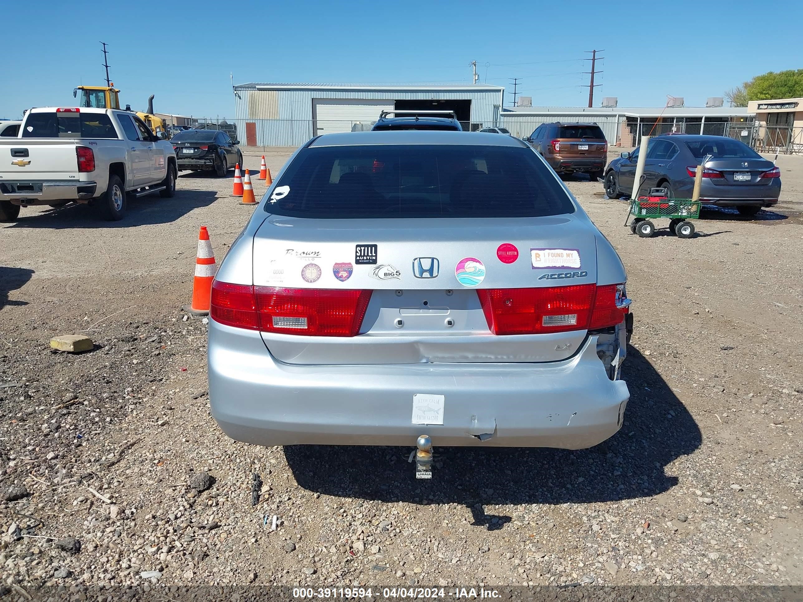 Photo 15 VIN: 1HGCM564X5L002516 - HONDA ACCORD 