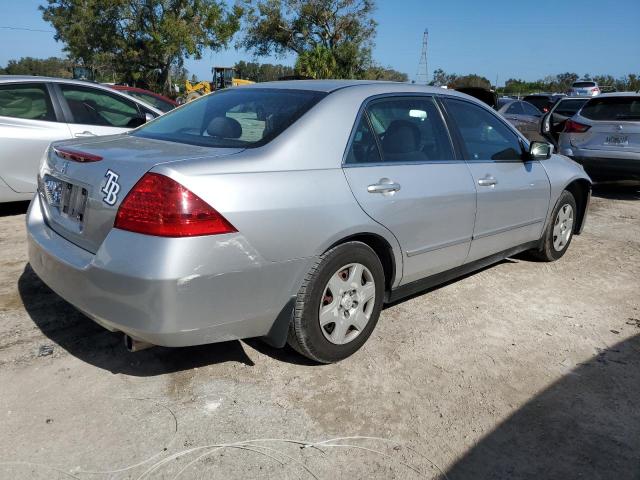 Photo 2 VIN: 1HGCM564X6A030376 - HONDA ACCORD LX 