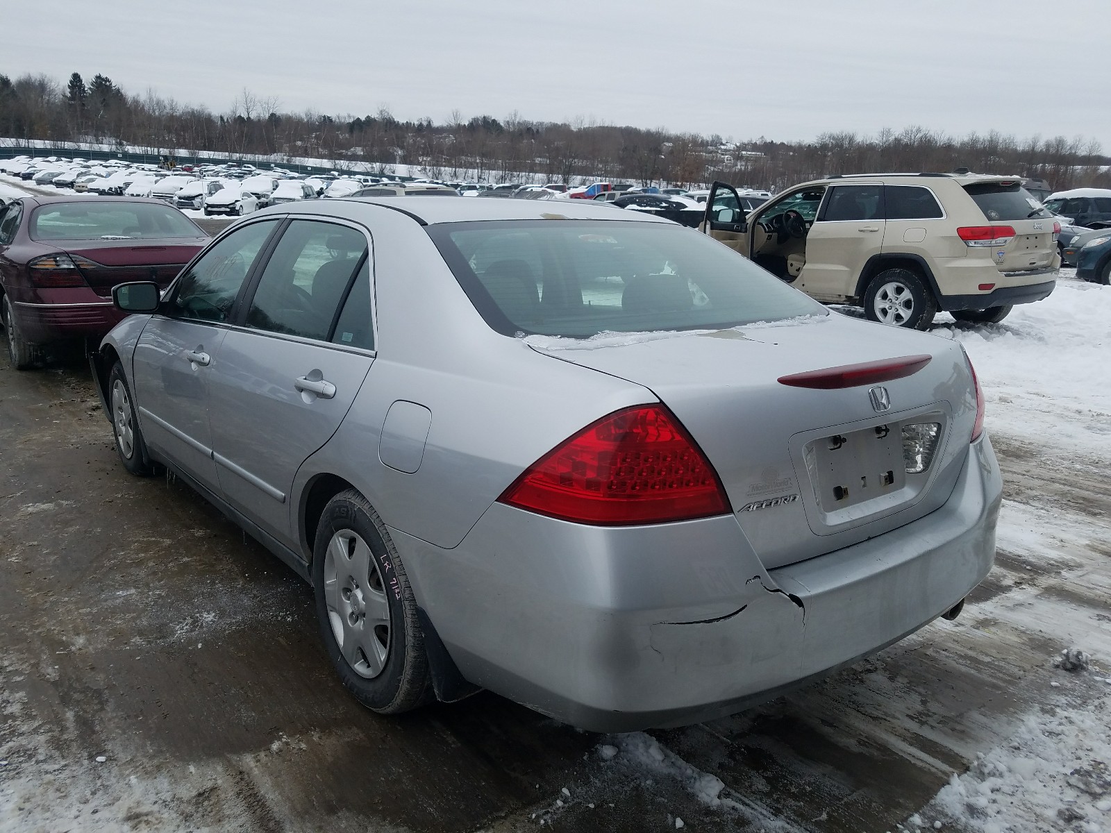 Photo 2 VIN: 1HGCM564X6A117016 - HONDA ACCORD LX 