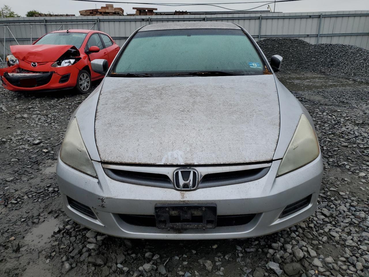 Photo 4 VIN: 1HGCM564X7A061712 - HONDA ACCORD 