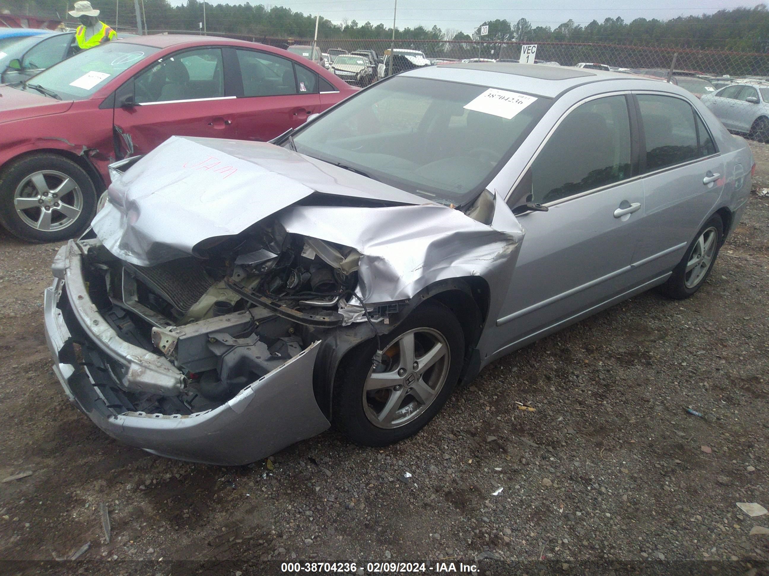 Photo 11 VIN: 1HGCM56614A146502 - HONDA ACCORD 