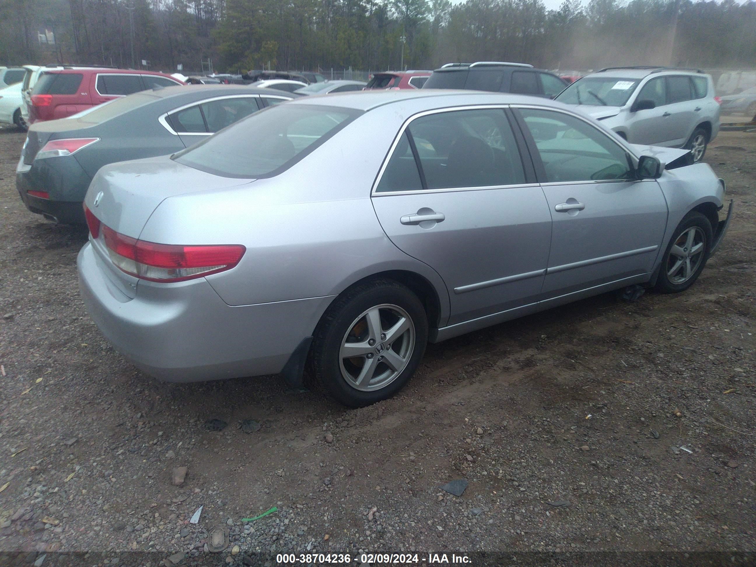 Photo 13 VIN: 1HGCM56614A146502 - HONDA ACCORD 