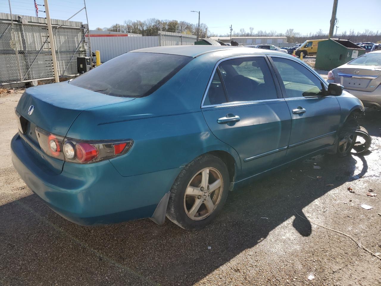 Photo 2 VIN: 1HGCM56624A047686 - HONDA ACCORD 