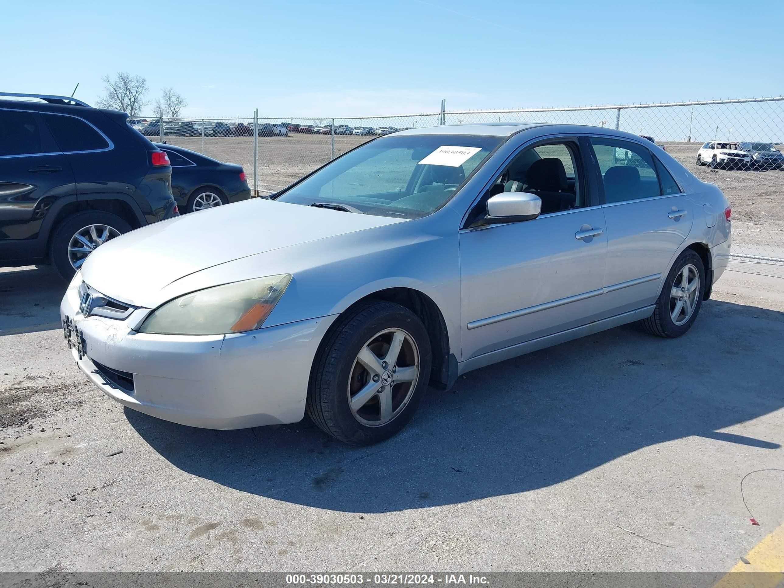 Photo 1 VIN: 1HGCM56624A072345 - HONDA ACCORD 