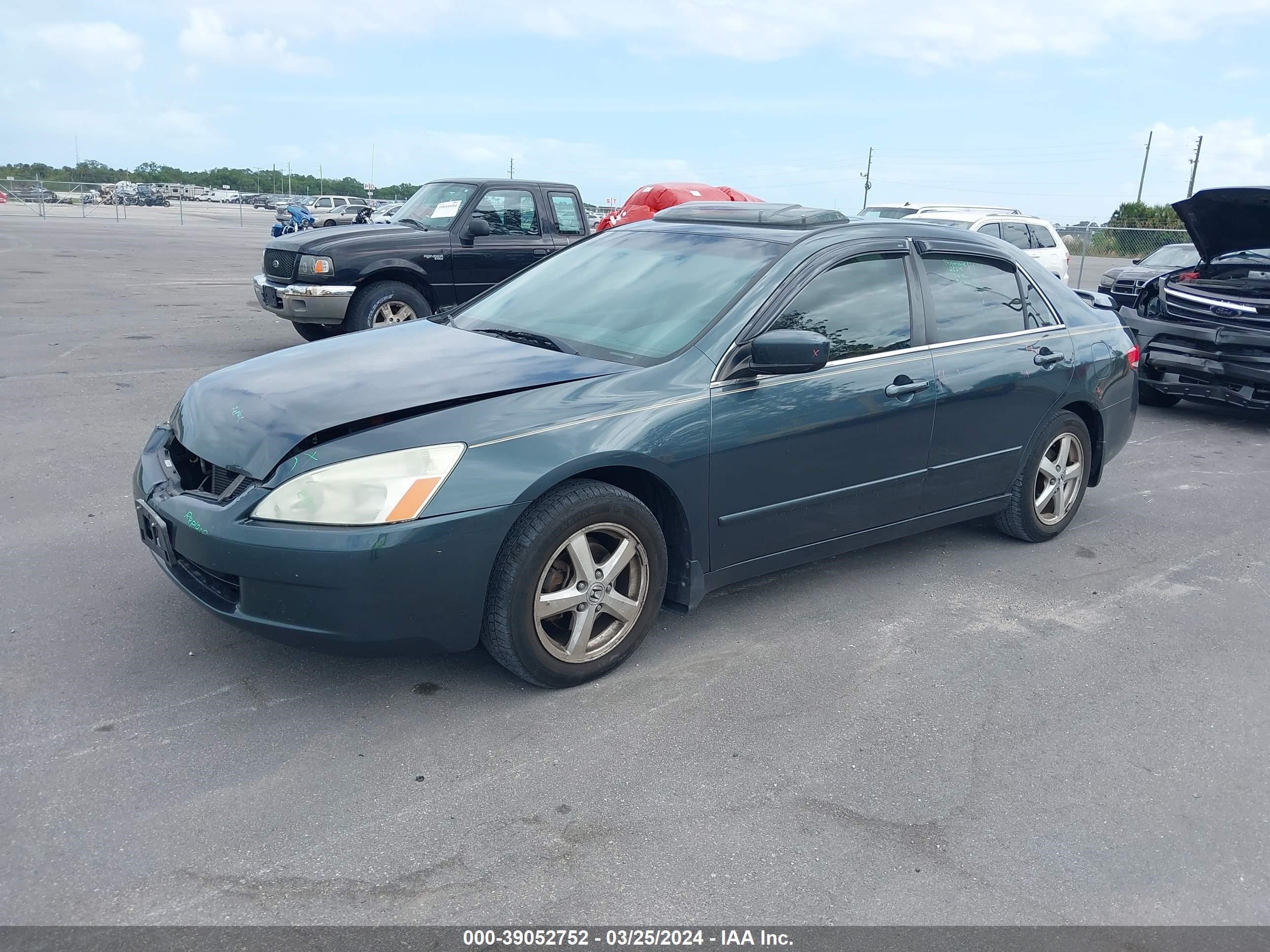 Photo 1 VIN: 1HGCM56634A003390 - HONDA ACCORD 