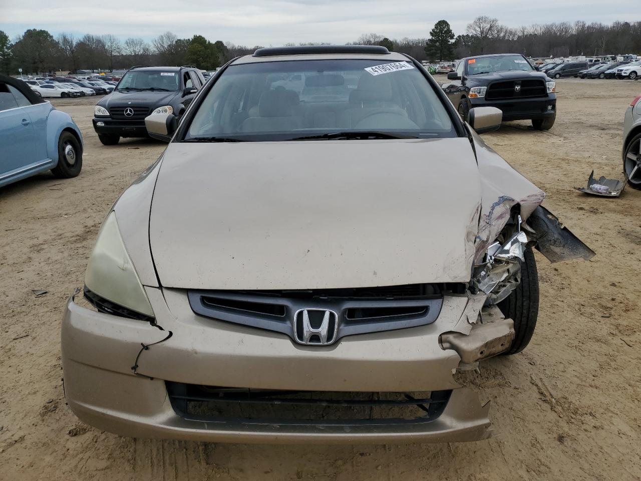 Photo 4 VIN: 1HGCM56654A170785 - HONDA ACCORD 