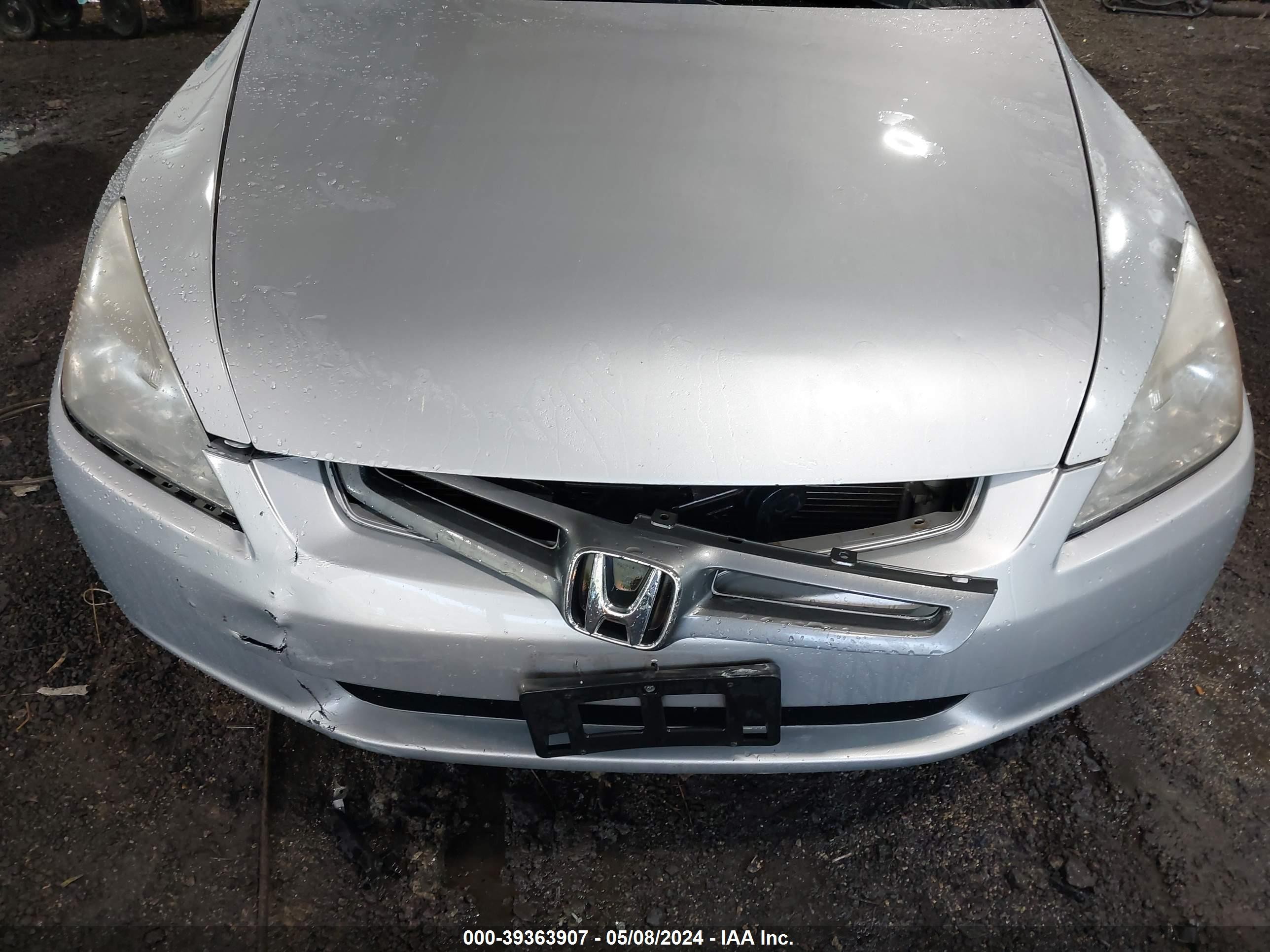 Photo 5 VIN: 1HGCM56693A105582 - HONDA ACCORD 