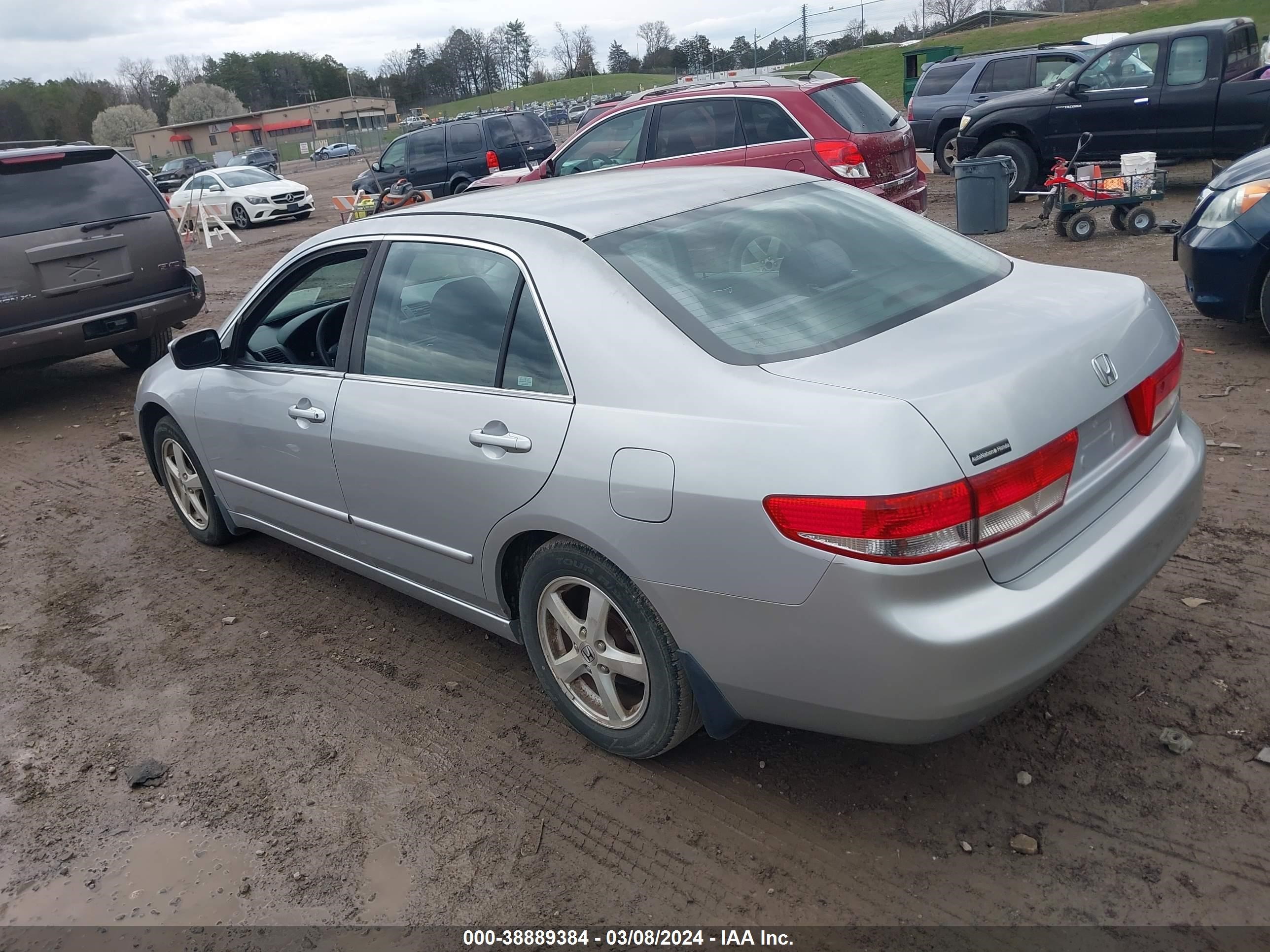 Photo 2 VIN: 1HGCM56704A006868 - HONDA ACCORD 