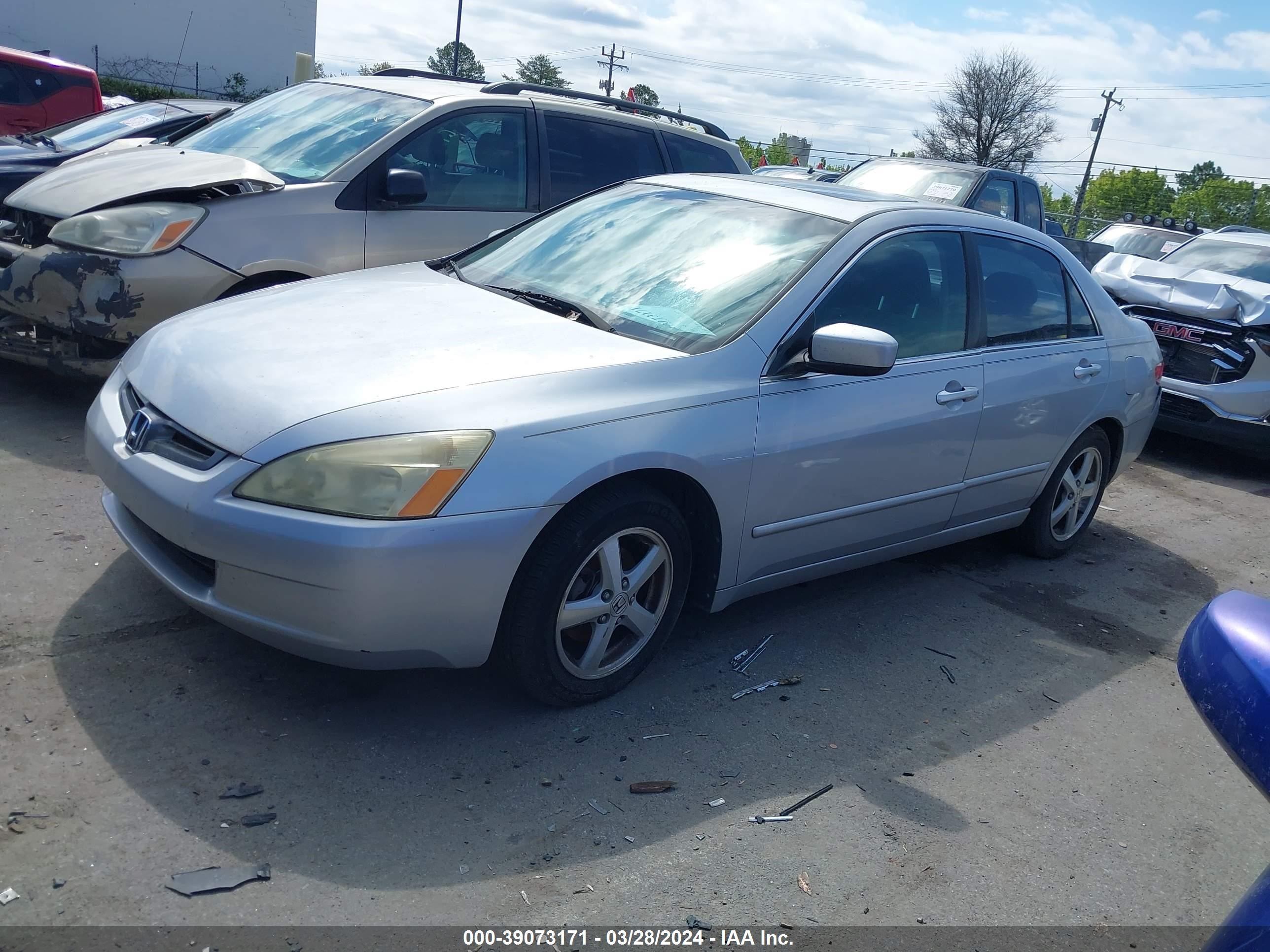 Photo 1 VIN: 1HGCM56704A143454 - HONDA ACCORD 