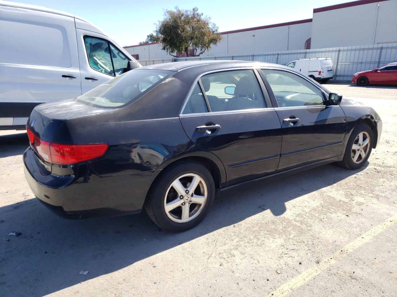 Photo 2 VIN: 1HGCM56705A072516 - HONDA ACCORD 