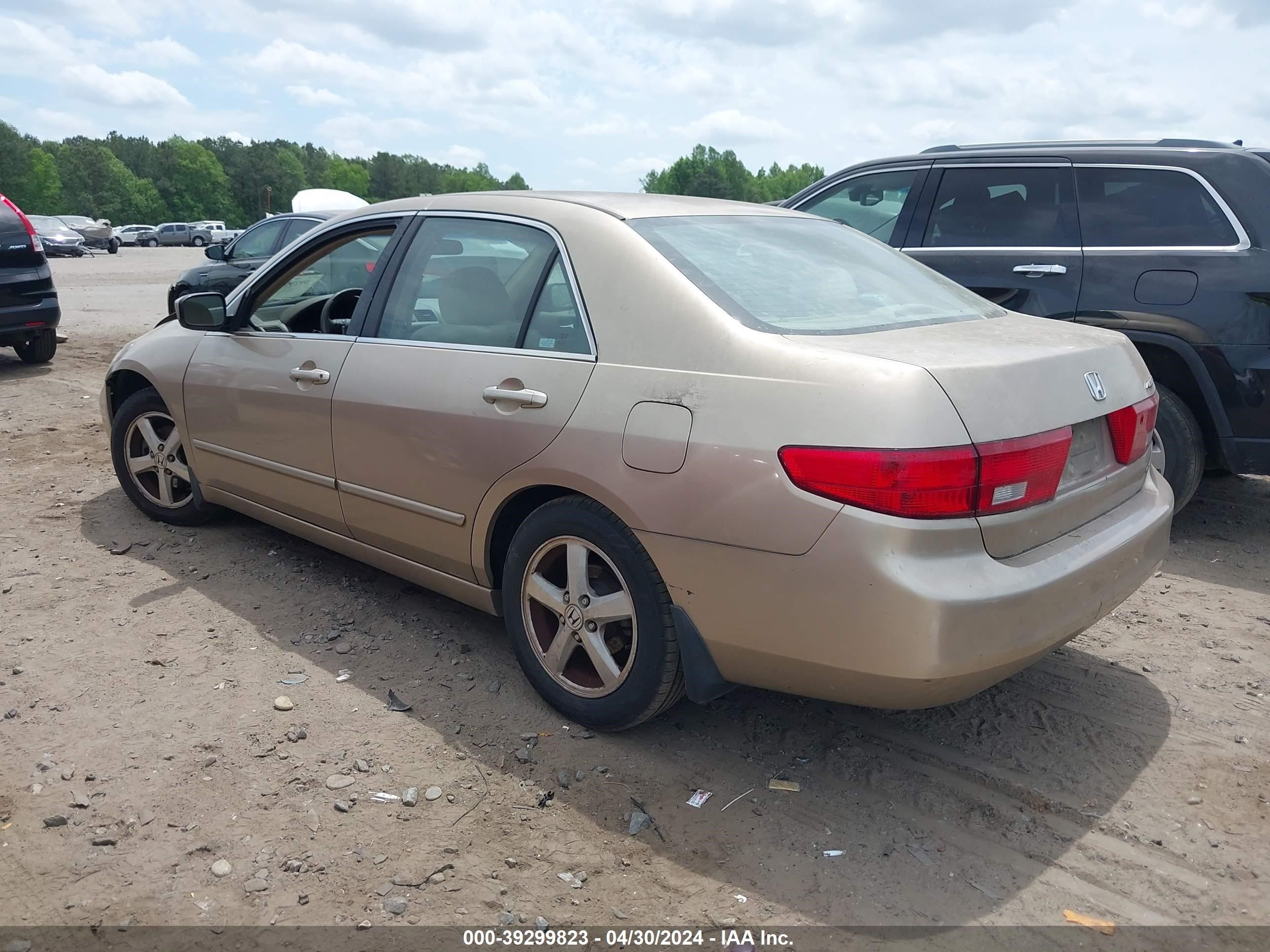 Photo 2 VIN: 1HGCM56705A170798 - HONDA ACCORD 