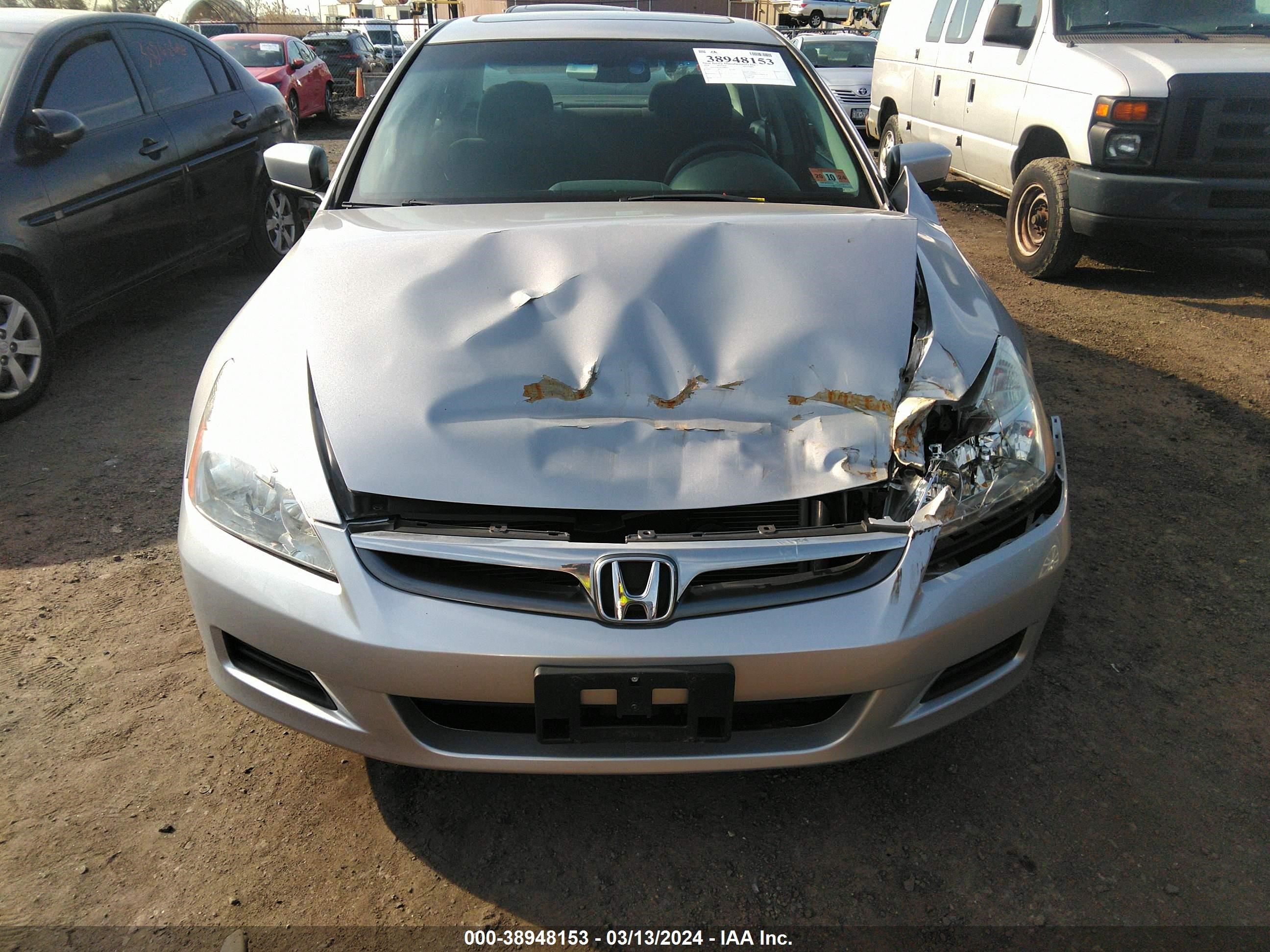 Photo 11 VIN: 1HGCM56706A098423 - HONDA ACCORD 