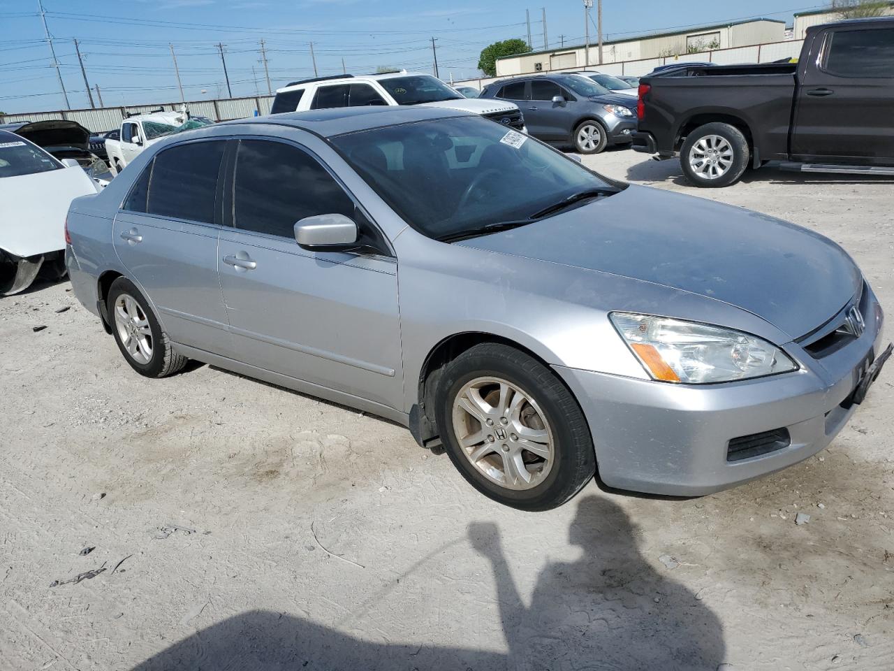 Photo 3 VIN: 1HGCM56706A150391 - HONDA ACCORD 