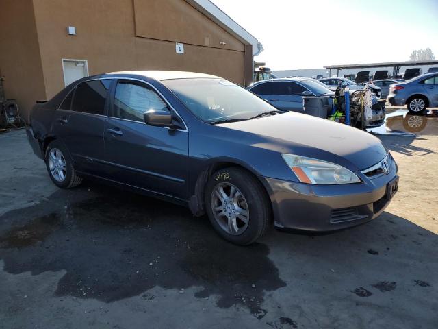 Photo 3 VIN: 1HGCM56707A132538 - HONDA ACCORD EX 