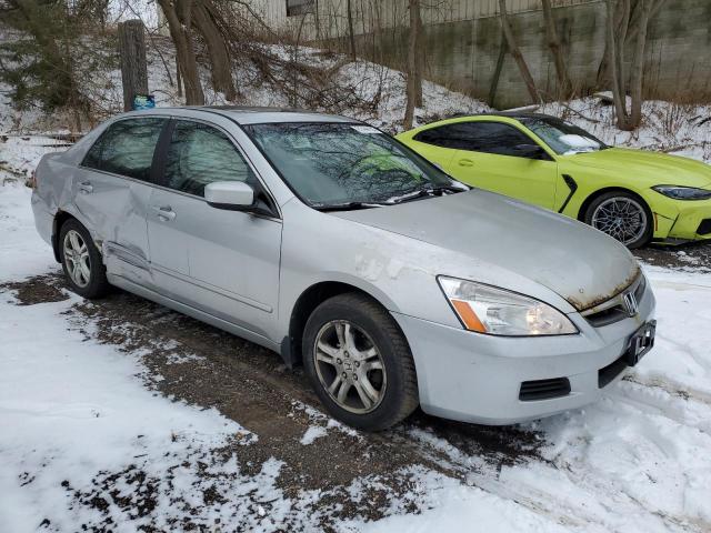 Photo 3 VIN: 1HGCM56717A810195 - HONDA ACCORD 