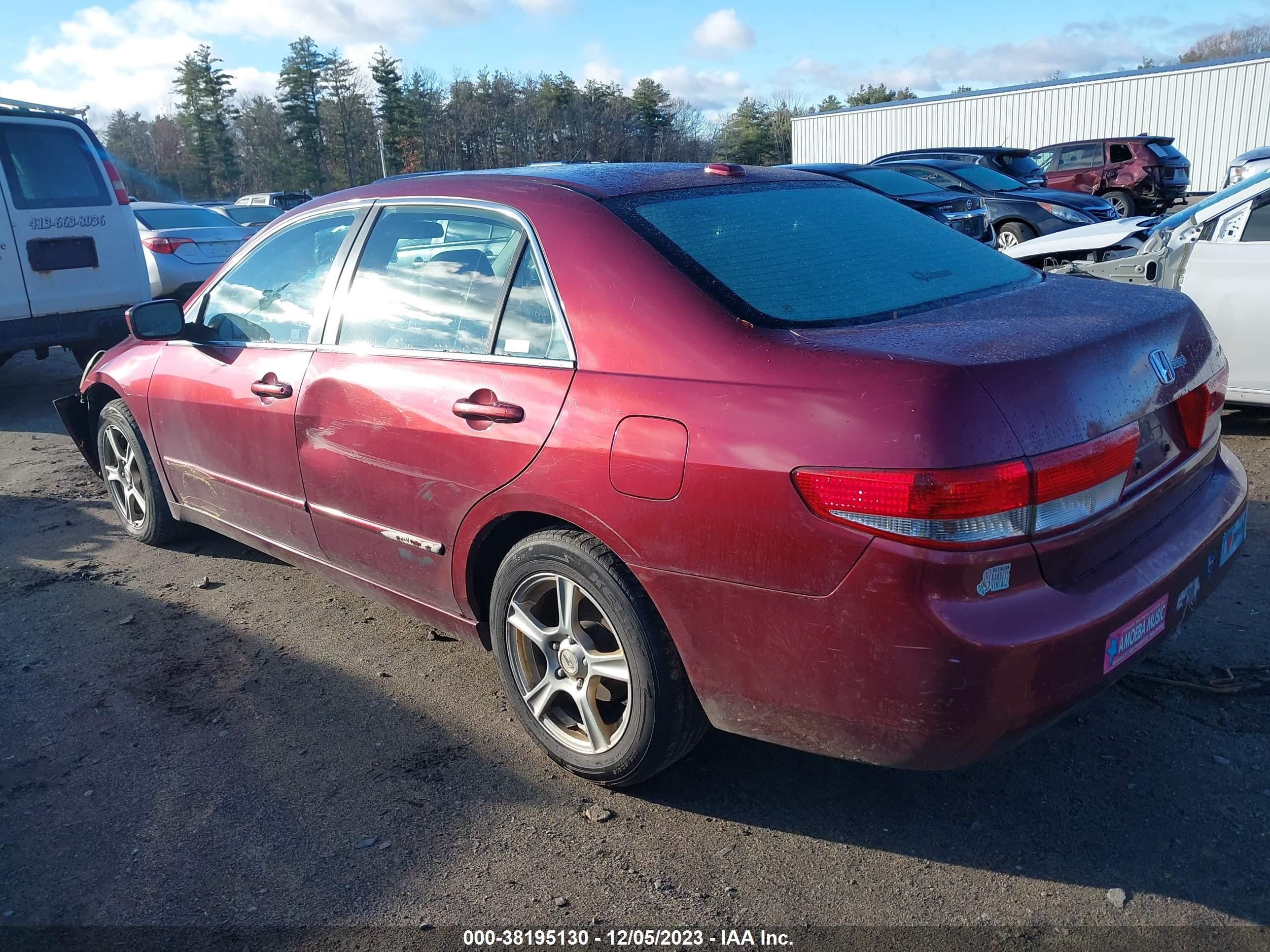 Photo 2 VIN: 1HGCM56724A137249 - HONDA ACCORD 