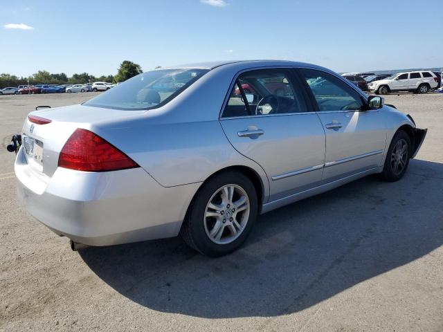 Photo 2 VIN: 1HGCM56727A104949 - HONDA ACCORD EX 