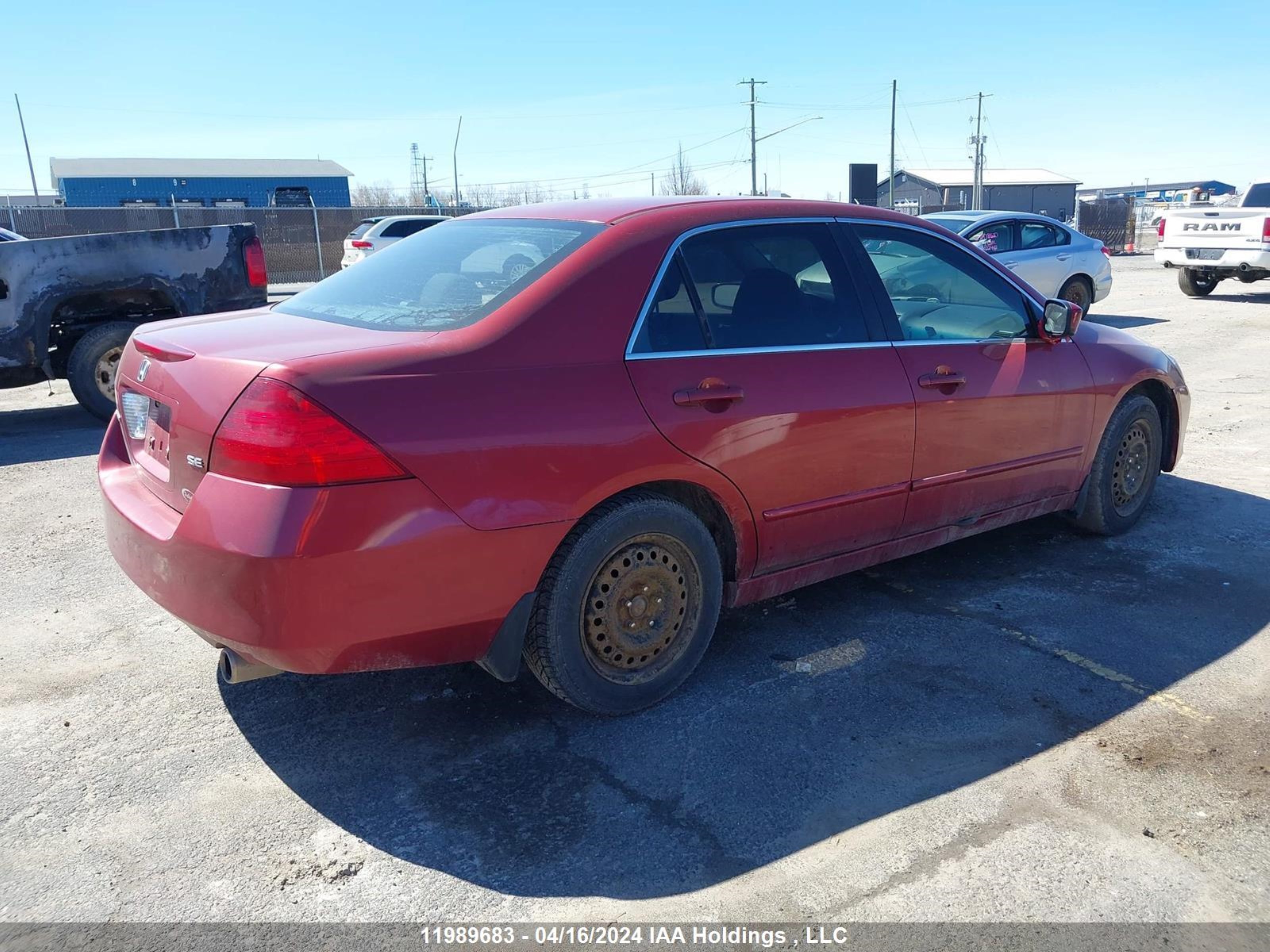 Photo 3 VIN: 1HGCM56727A810612 - HONDA ACCORD 