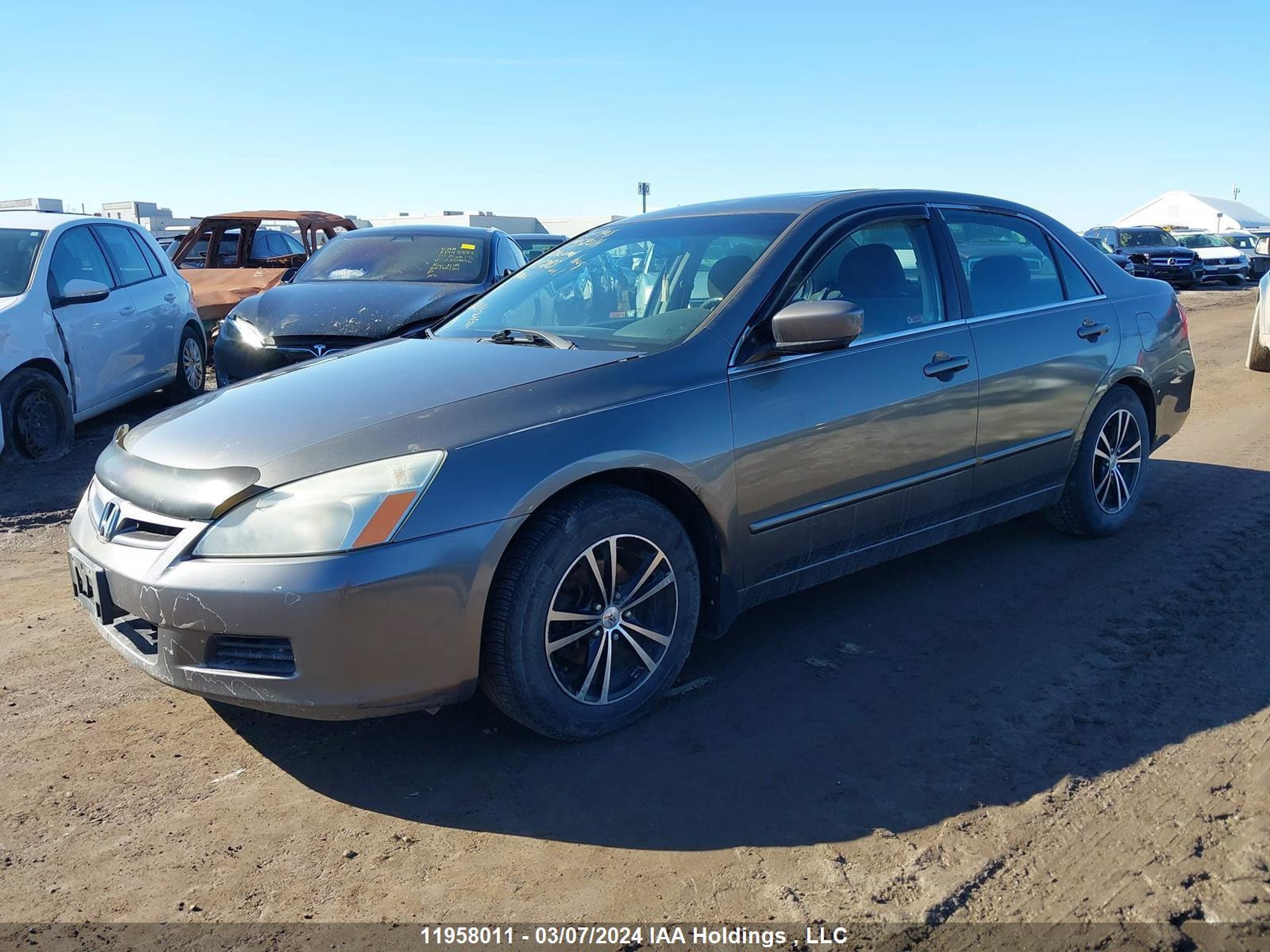 Photo 1 VIN: 1HGCM56727A813283 - HONDA ACCORD 