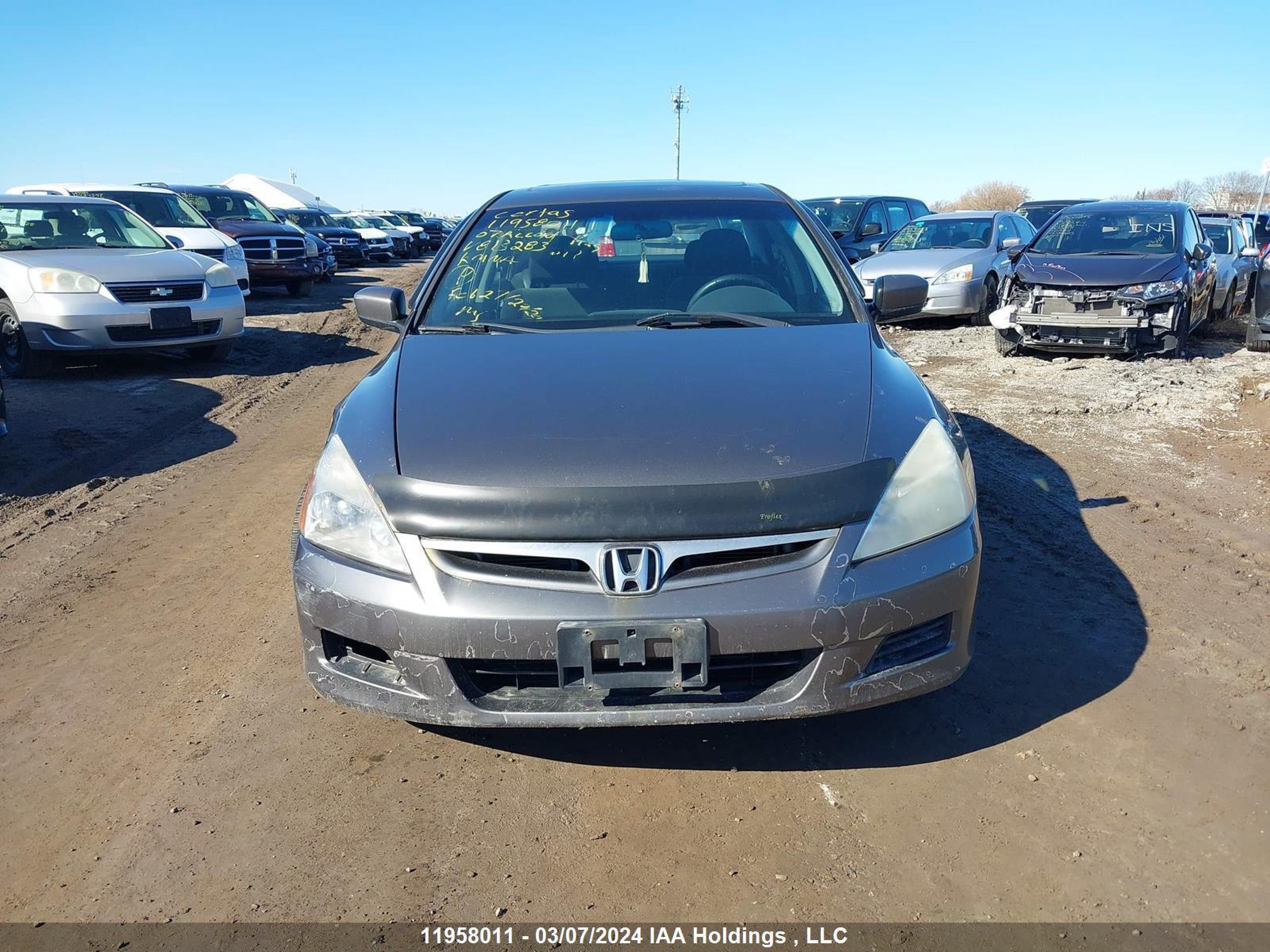 Photo 11 VIN: 1HGCM56727A813283 - HONDA ACCORD 