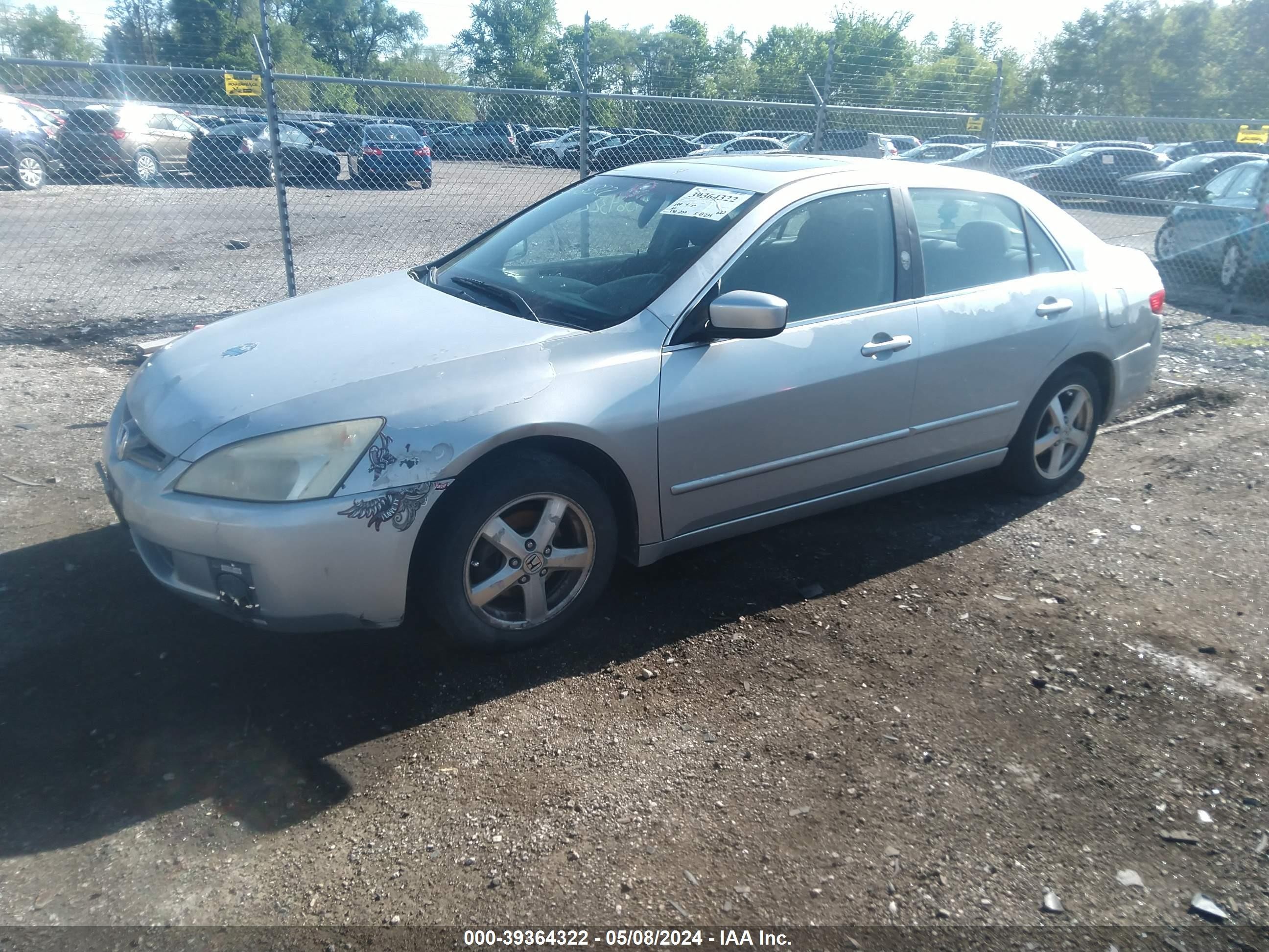 Photo 1 VIN: 1HGCM56735A002203 - HONDA ACCORD 