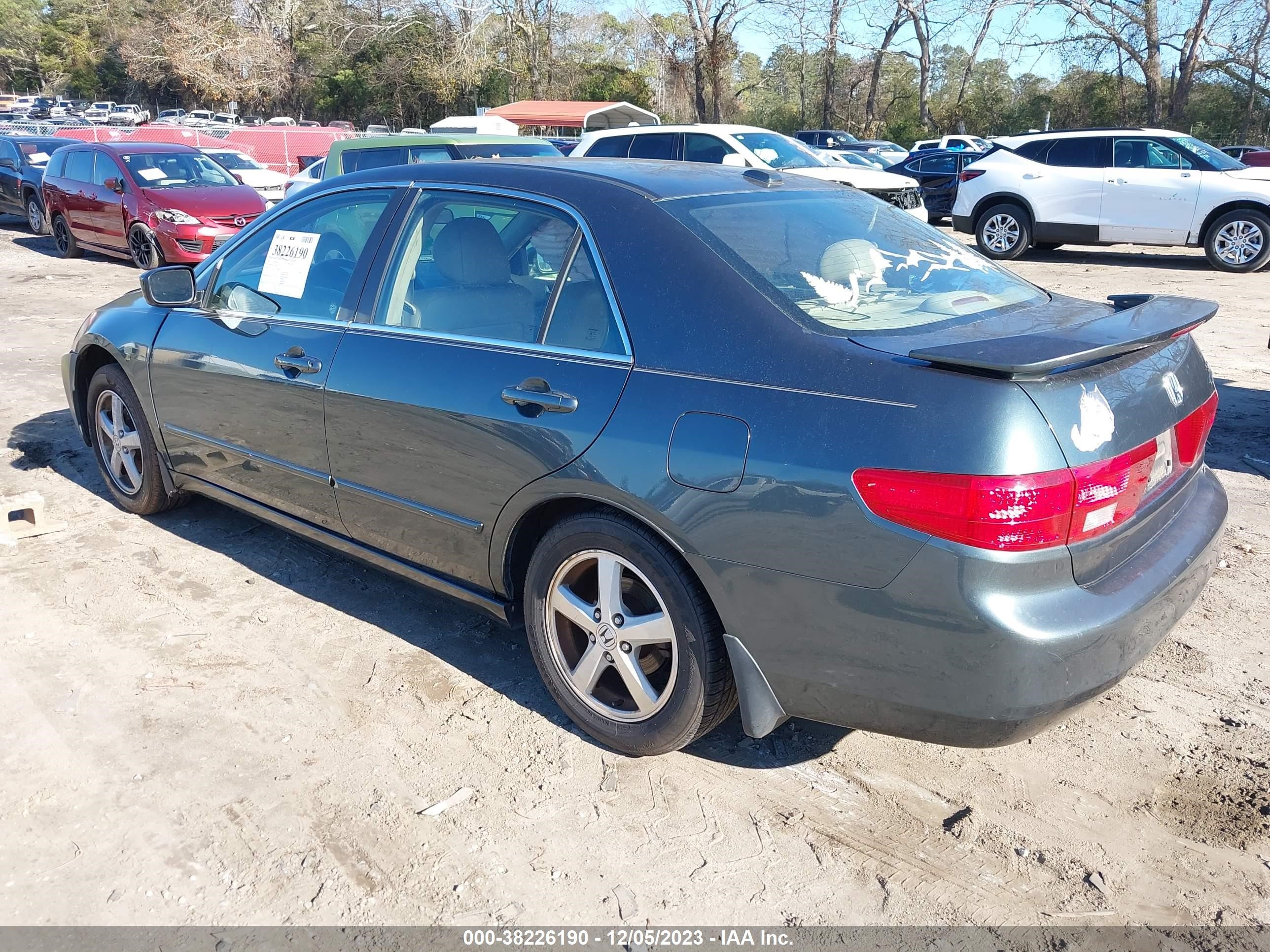 Photo 2 VIN: 1HGCM56735A091870 - HONDA ACCORD 