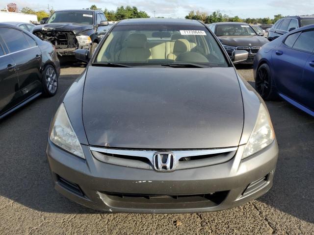 Photo 4 VIN: 1HGCM56736A137506 - HONDA ACCORD EX 