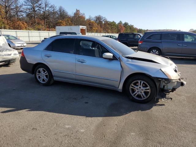 Photo 3 VIN: 1HGCM56737A162438 - HONDA ACCORD 