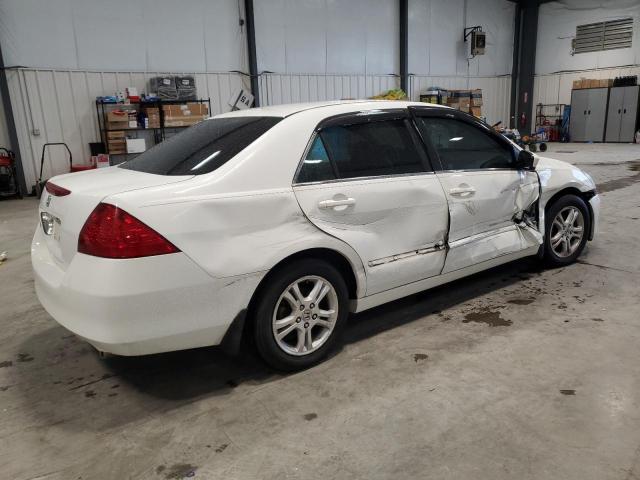 Photo 2 VIN: 1HGCM56746A043005 - HONDA ACCORD 