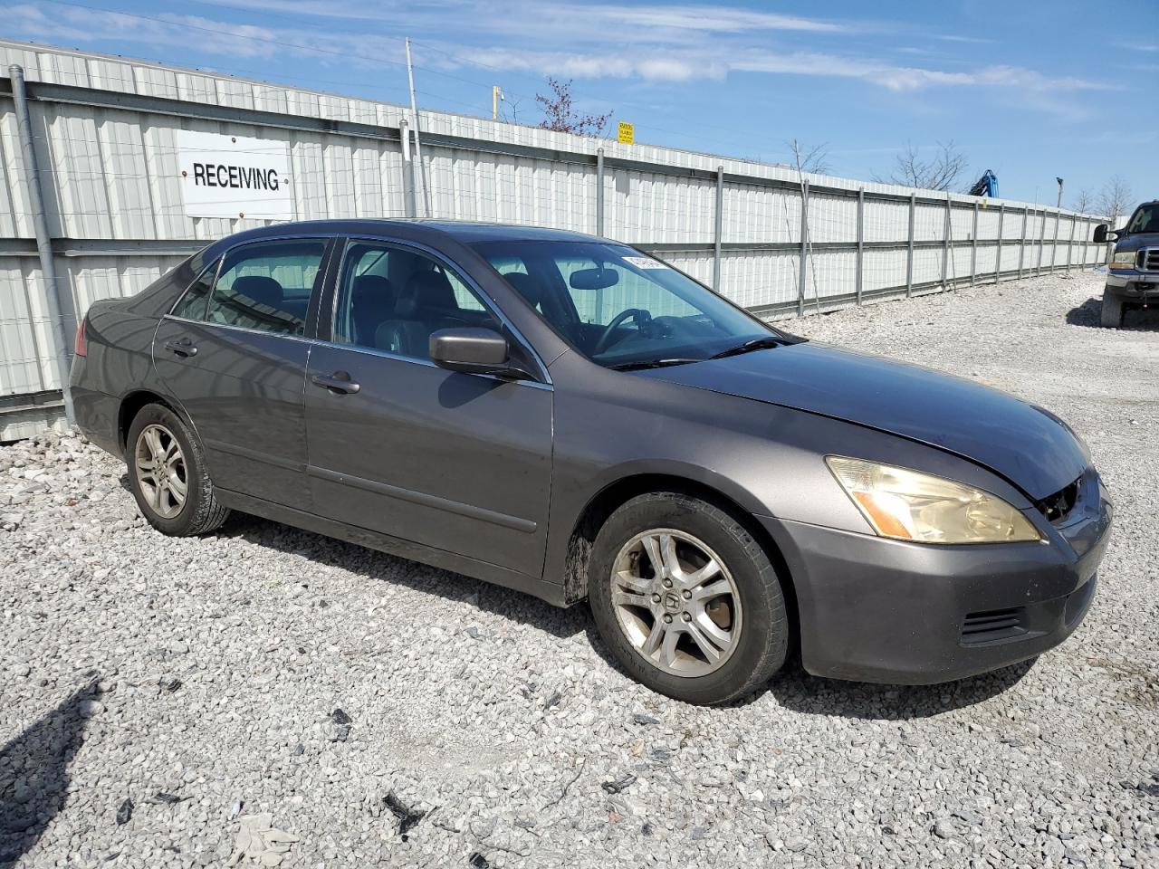 Photo 3 VIN: 1HGCM56746A116017 - HONDA ACCORD 