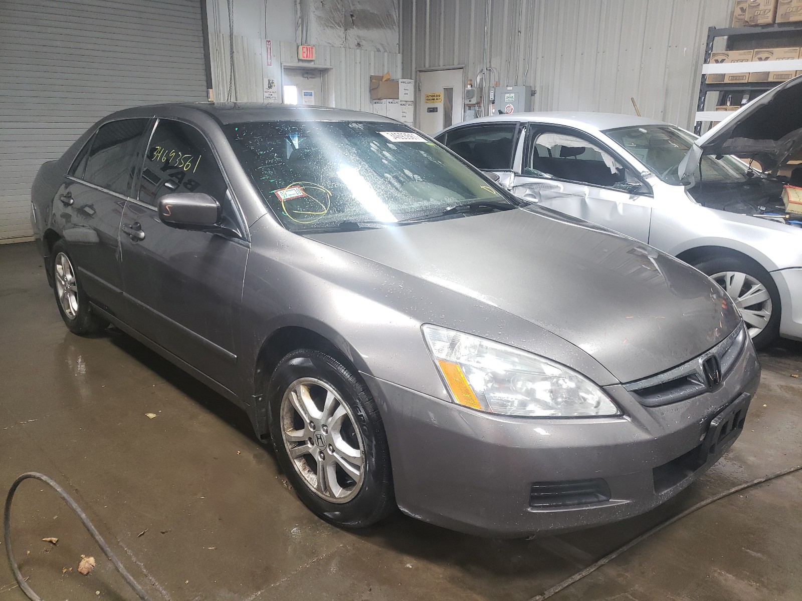 Photo 0 VIN: 1HGCM56747A130047 - HONDA ACCORD EX 