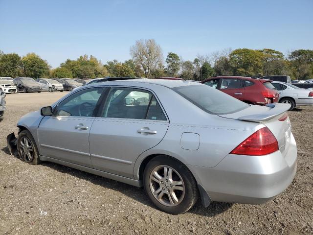 Photo 1 VIN: 1HGCM56747A165106 - HONDA ACCORD EX 