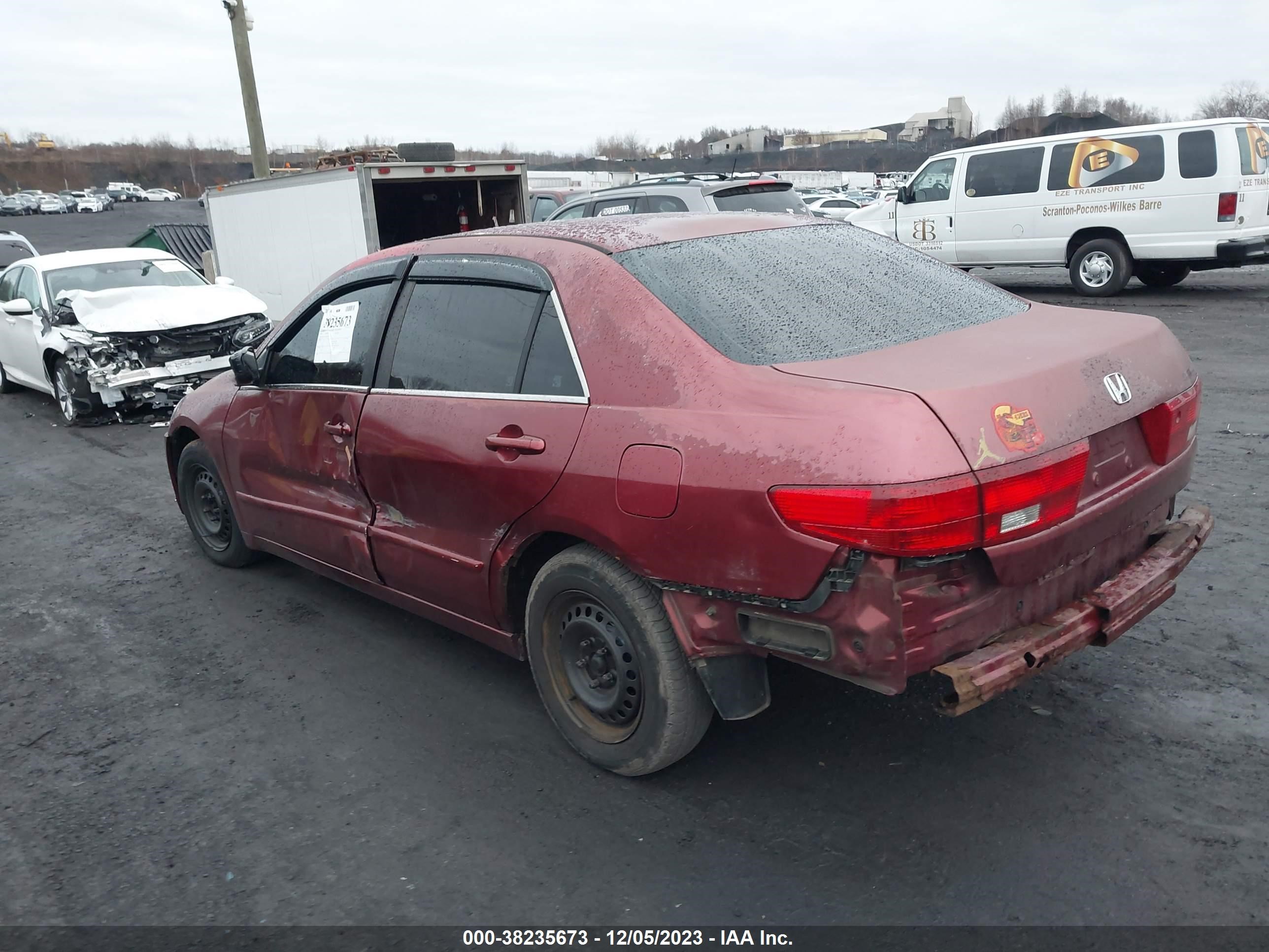 Photo 2 VIN: 1HGCM56755A022887 - HONDA ACCORD 