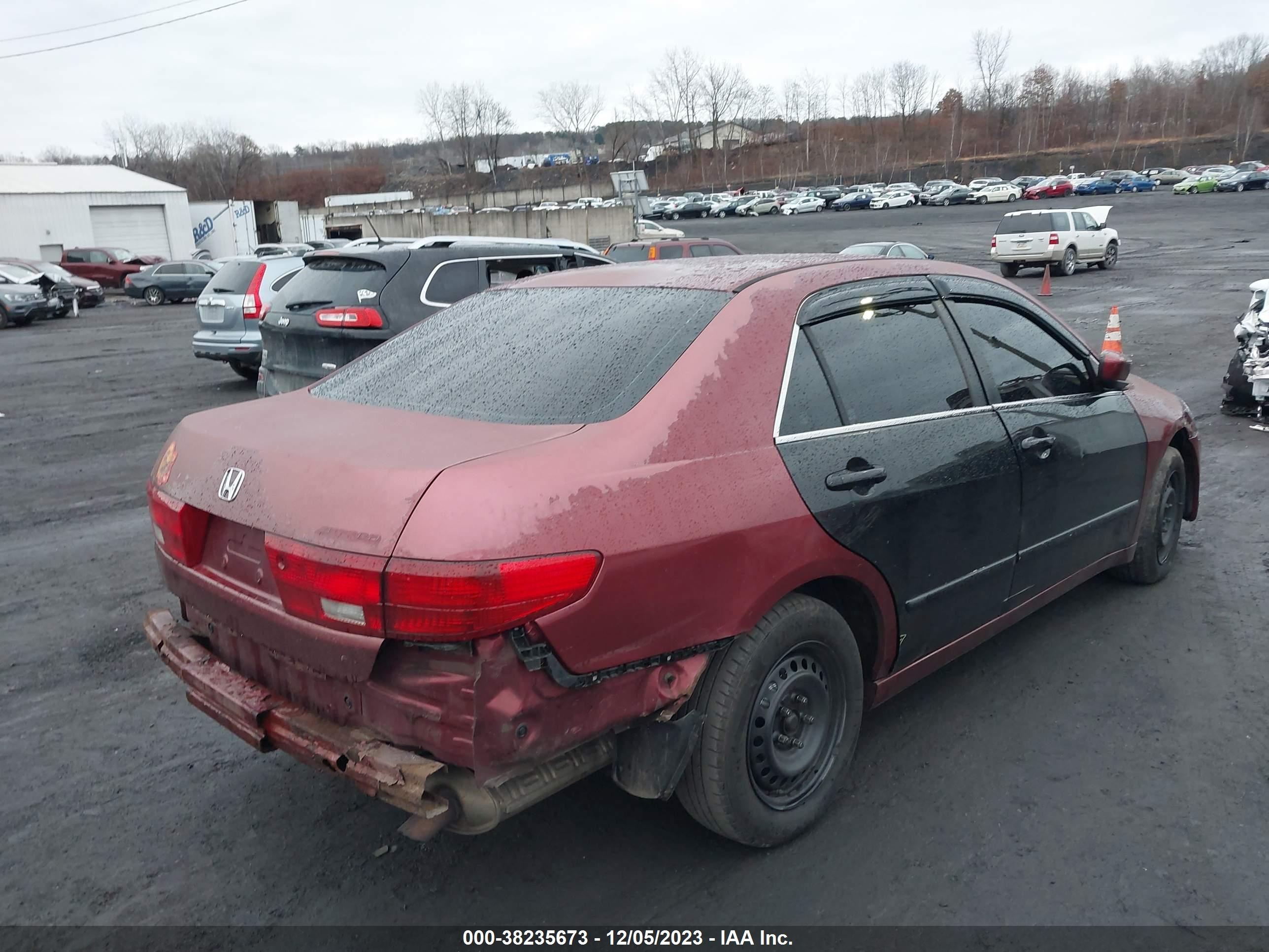 Photo 3 VIN: 1HGCM56755A022887 - HONDA ACCORD 