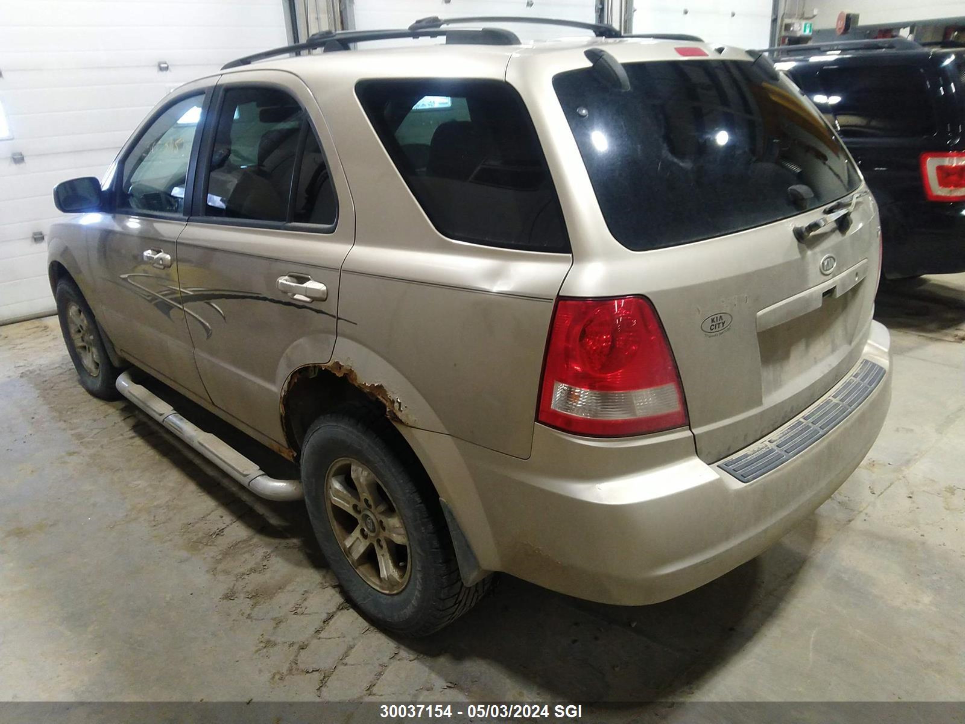 Photo 2 VIN: 1HGCM56756A124501 - KIA SORENTO 