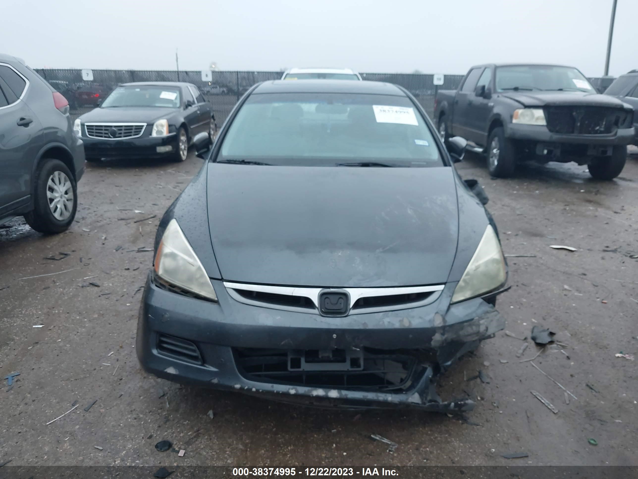 Photo 5 VIN: 1HGCM56757A012881 - HONDA ACCORD 