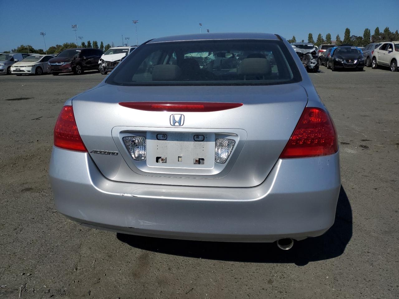 Photo 5 VIN: 1HGCM56757A134348 - HONDA ACCORD 