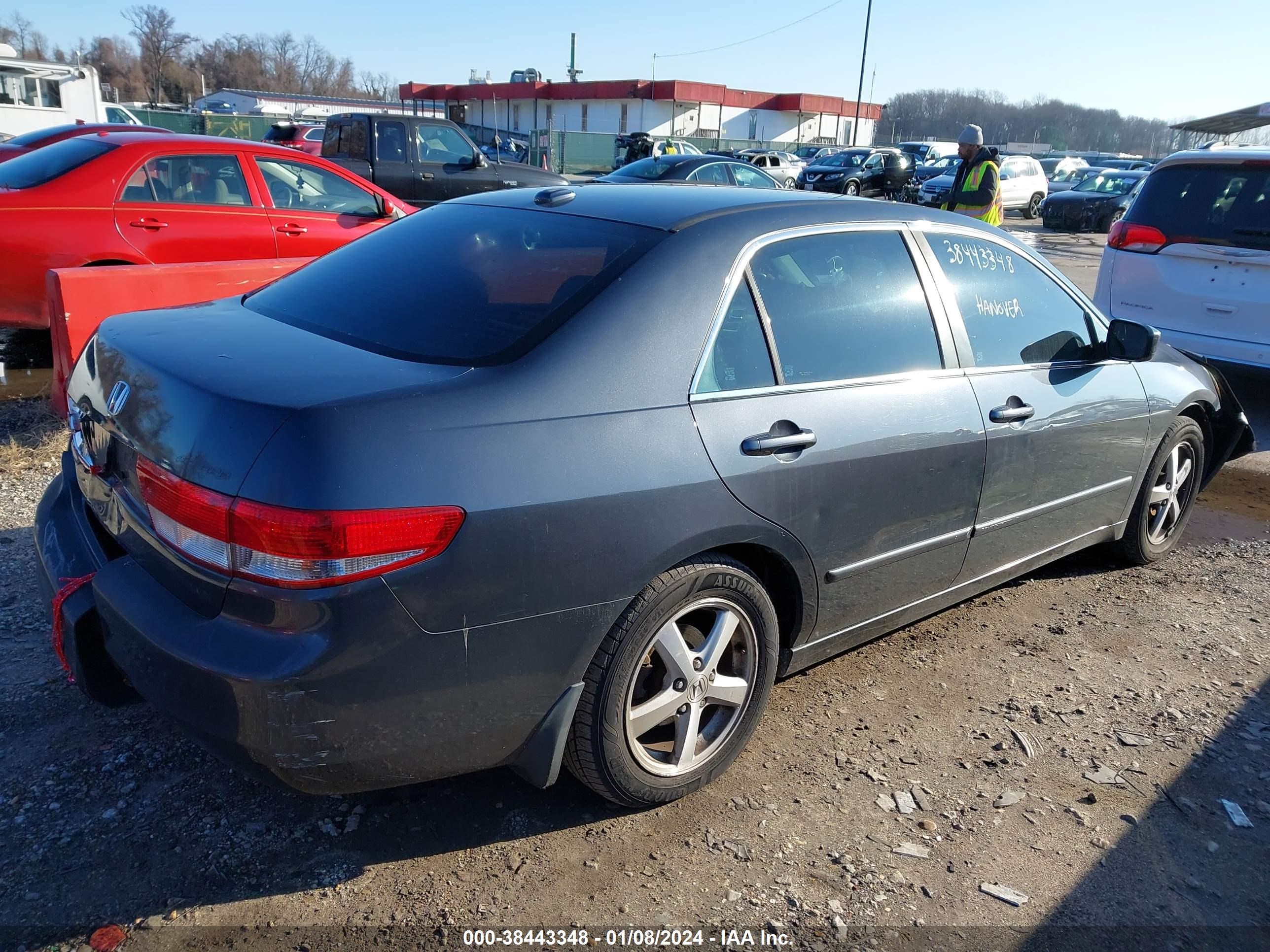 Photo 3 VIN: 1HGCM56764A103914 - HONDA ACCORD 