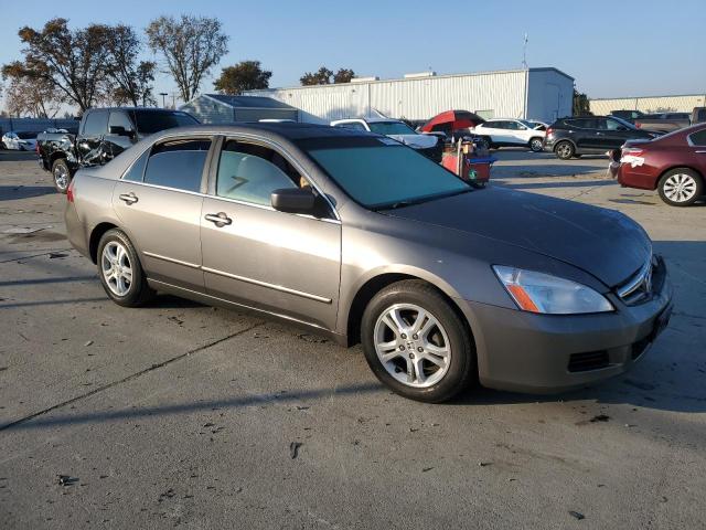 Photo 3 VIN: 1HGCM56766A137404 - HONDA ACCORD EX 