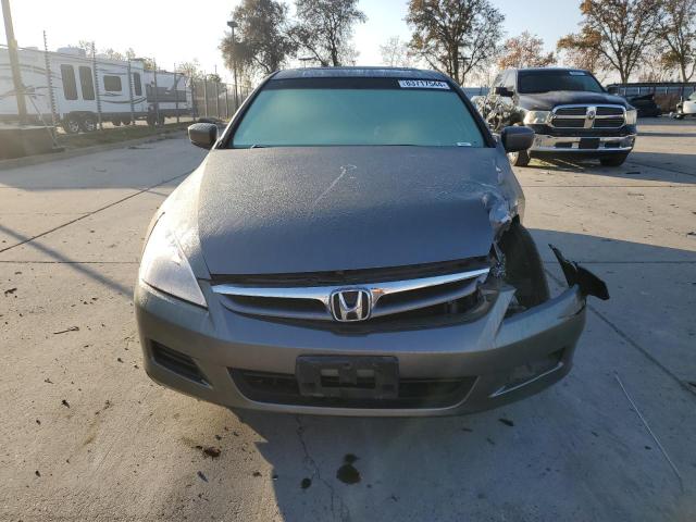 Photo 4 VIN: 1HGCM56766A137404 - HONDA ACCORD EX 