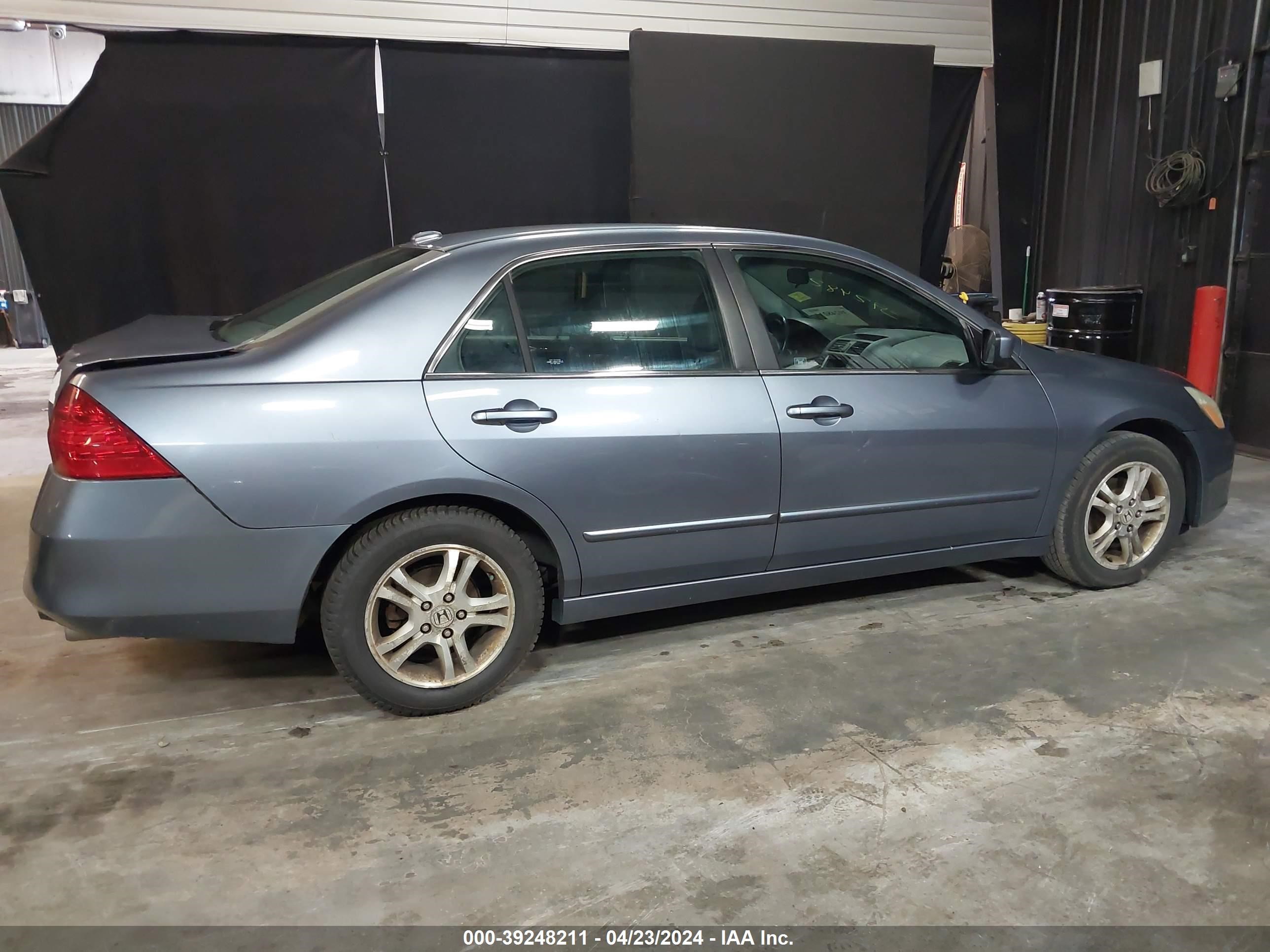 Photo 12 VIN: 1HGCM56767A159890 - HONDA ACCORD 