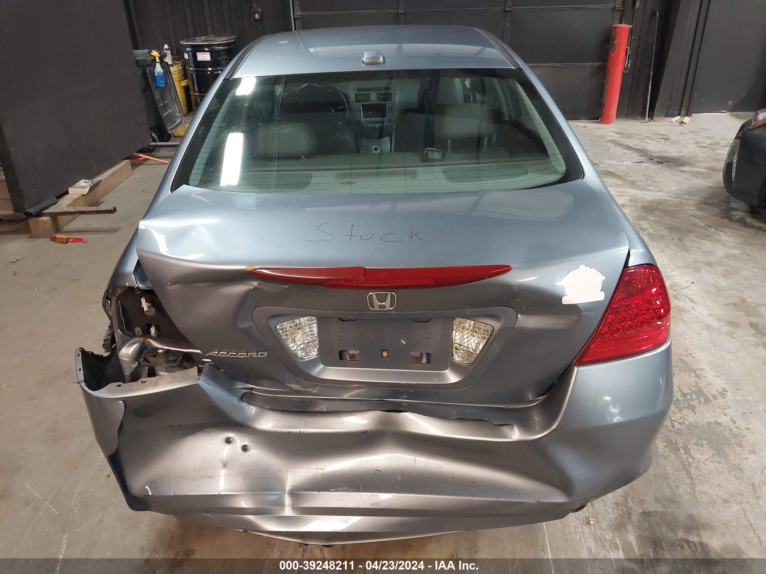 Photo 5 VIN: 1HGCM56767A159890 - HONDA ACCORD 